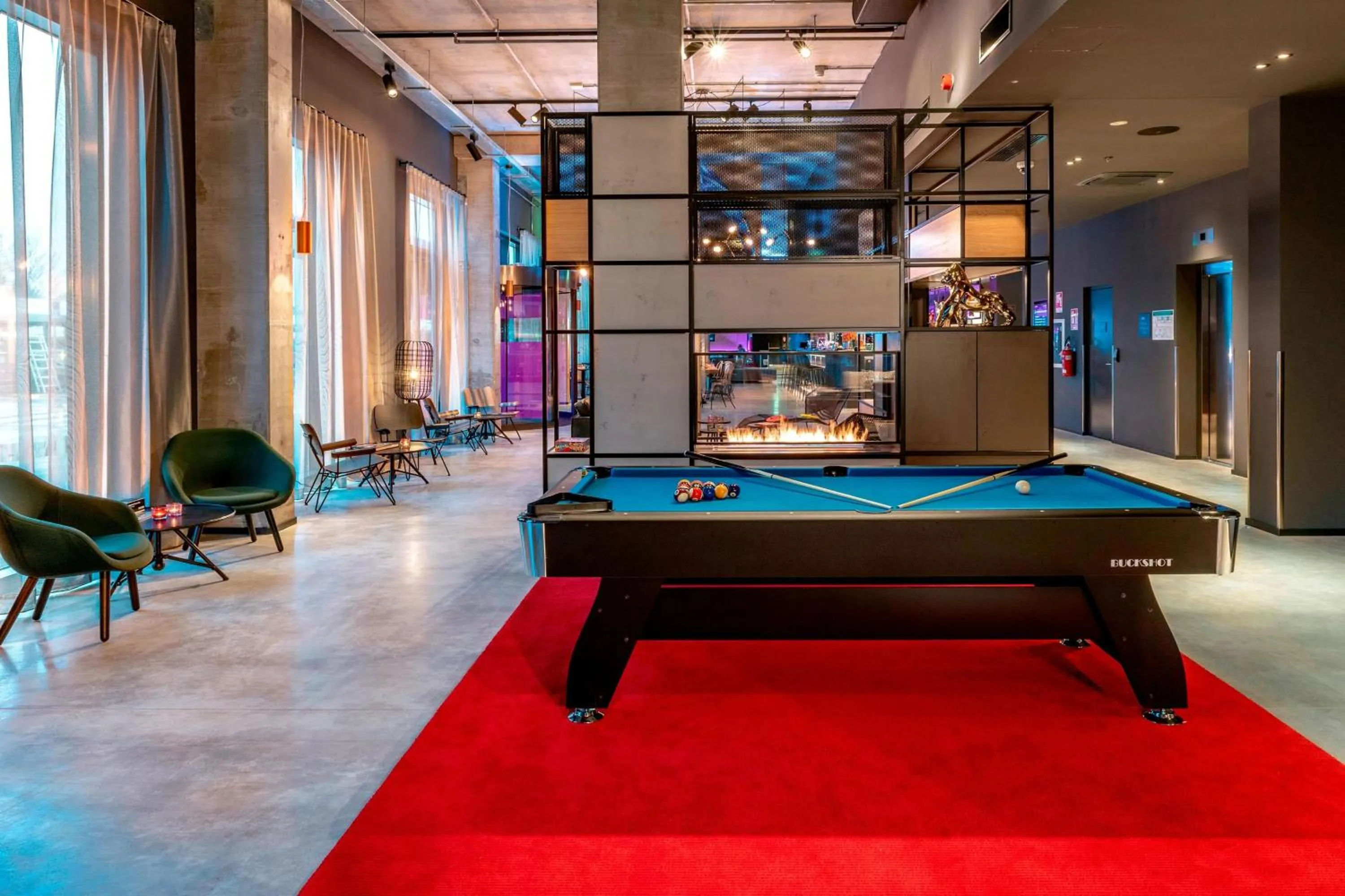 Living room in Moxy Milan Linate Airport