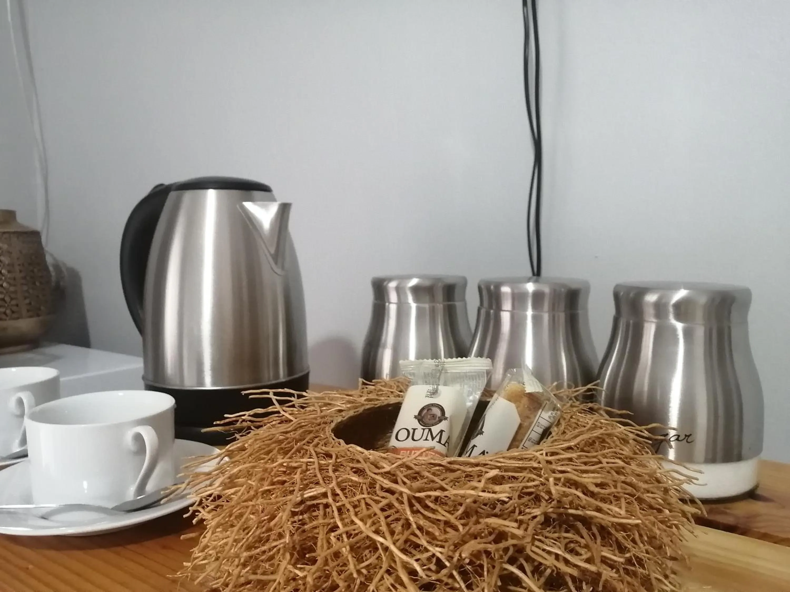 Coffee/tea facilities in Oppi Draai Guesthouse