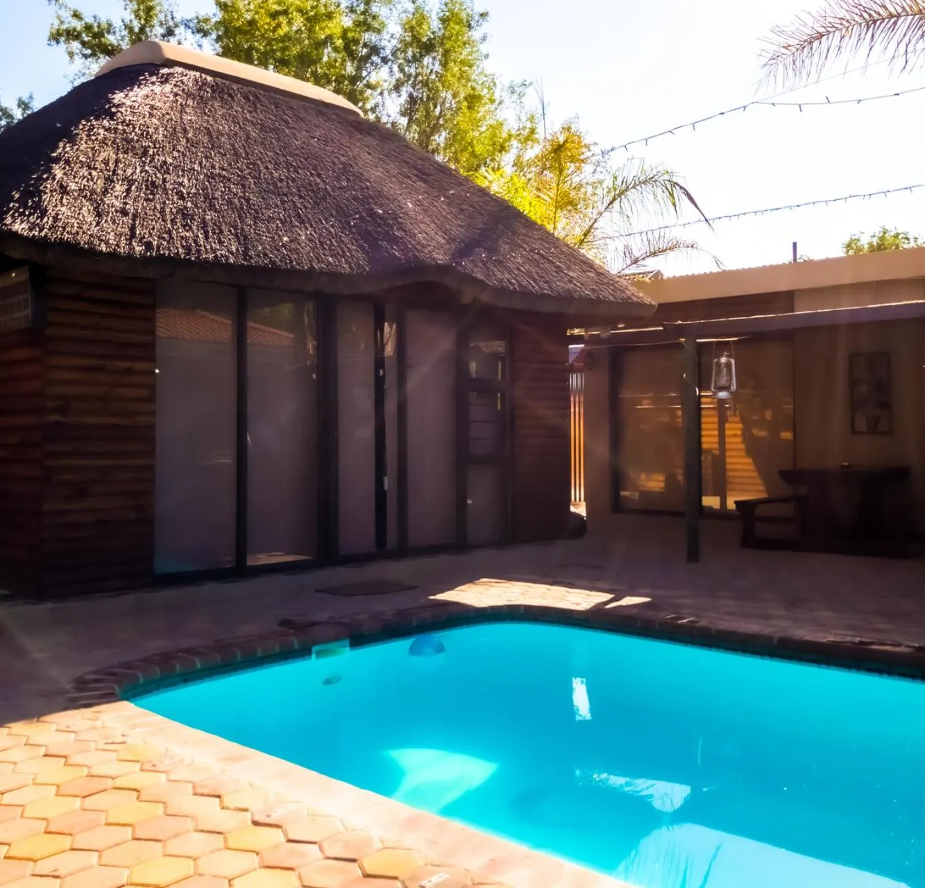 Property building in Oppi Draai Guesthouse