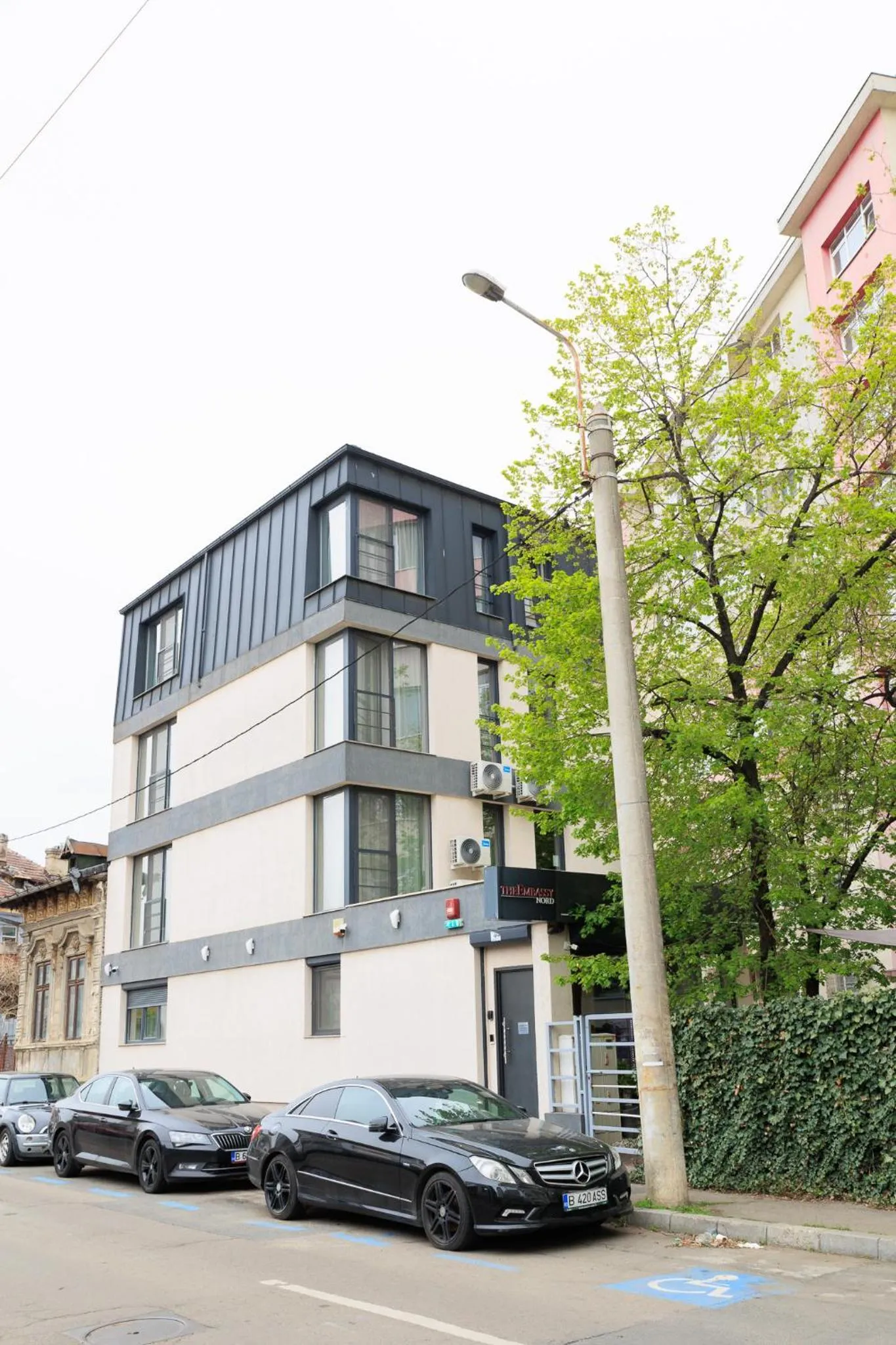 Property building in The Embassy Nord