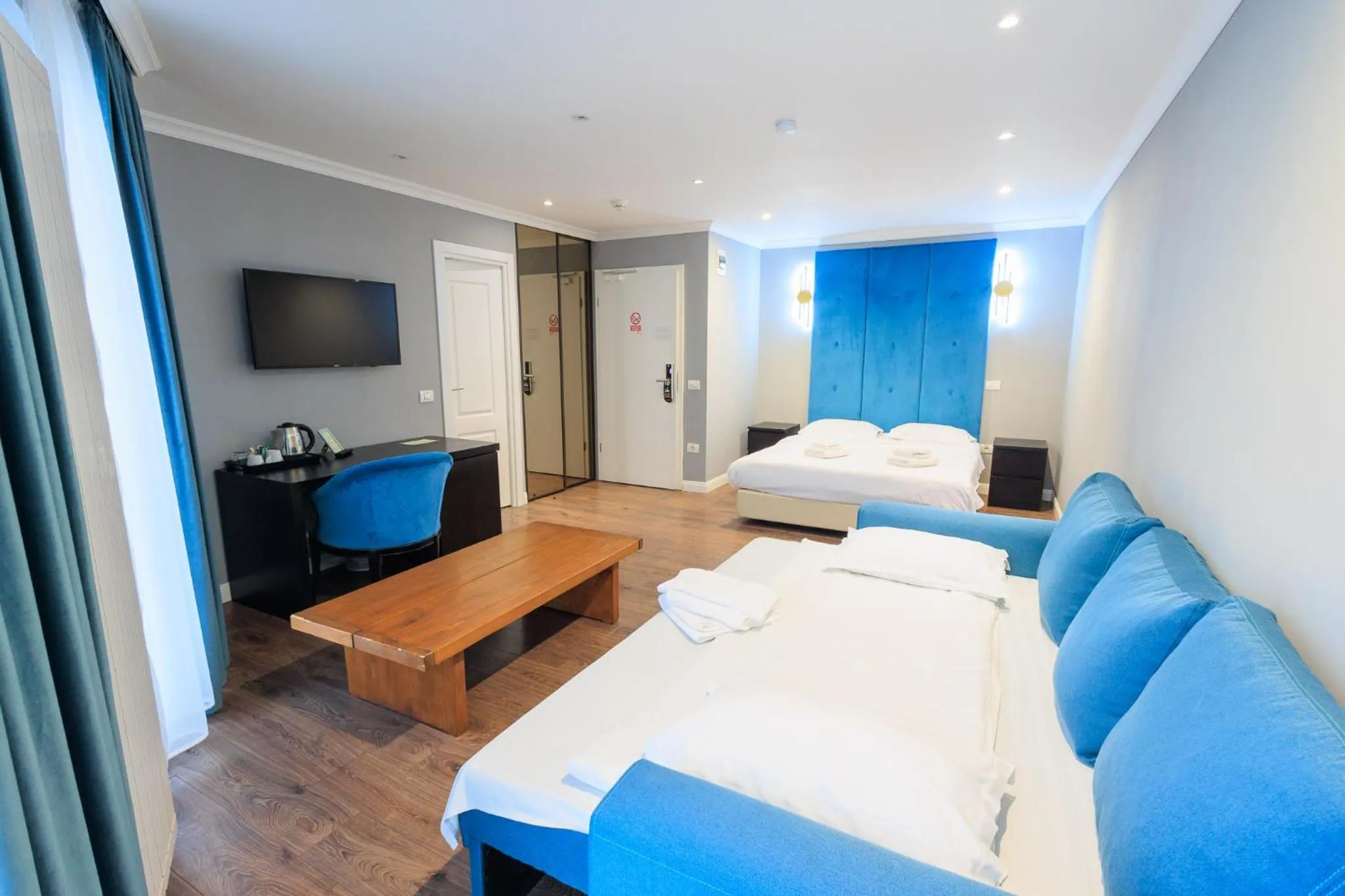 Bedroom, Bed in The Embassy Nord