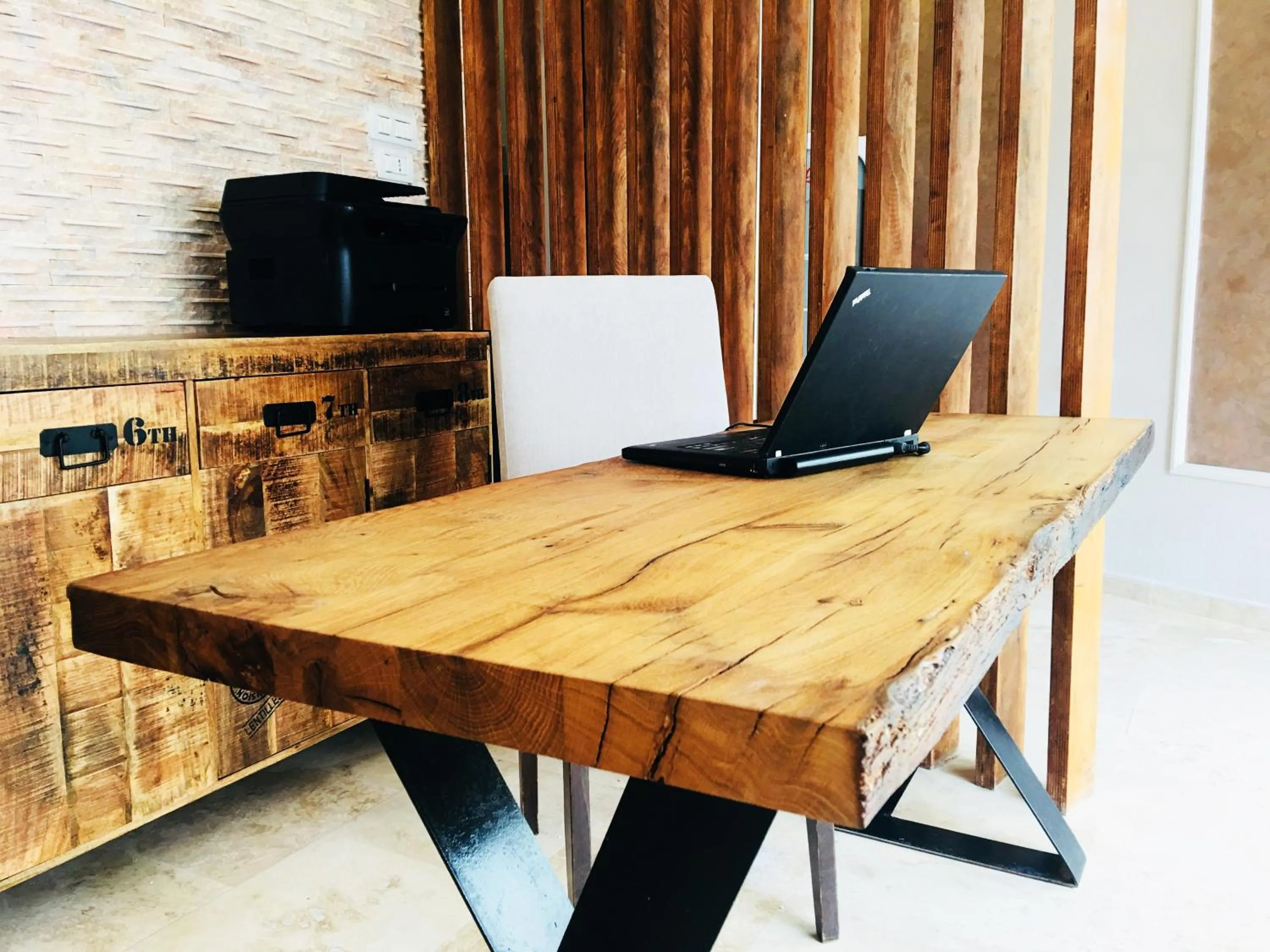 Lobby or reception in The Embassy Nord