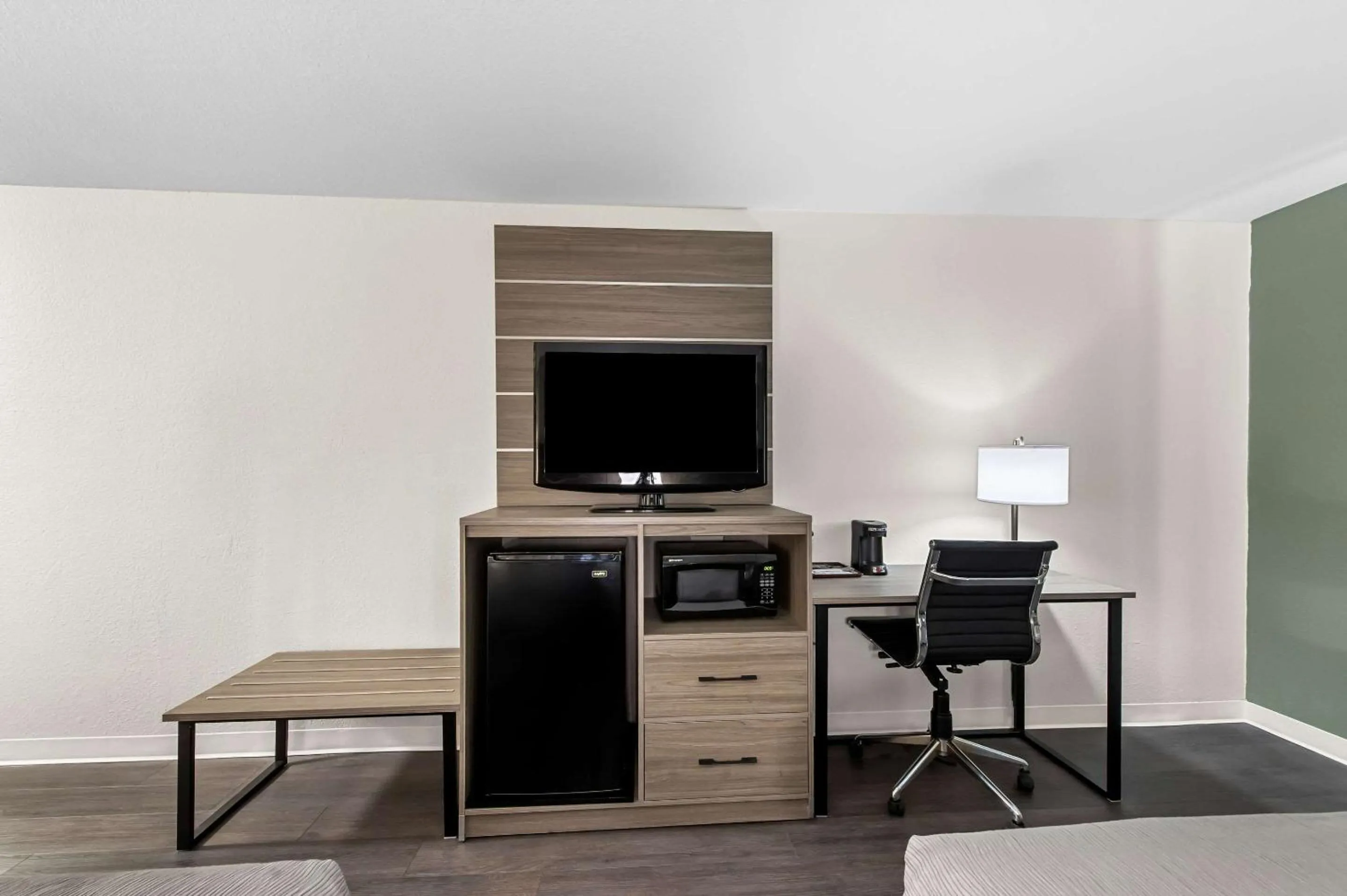 Bedroom in Quality Inn & Suites Kilgore-Longview