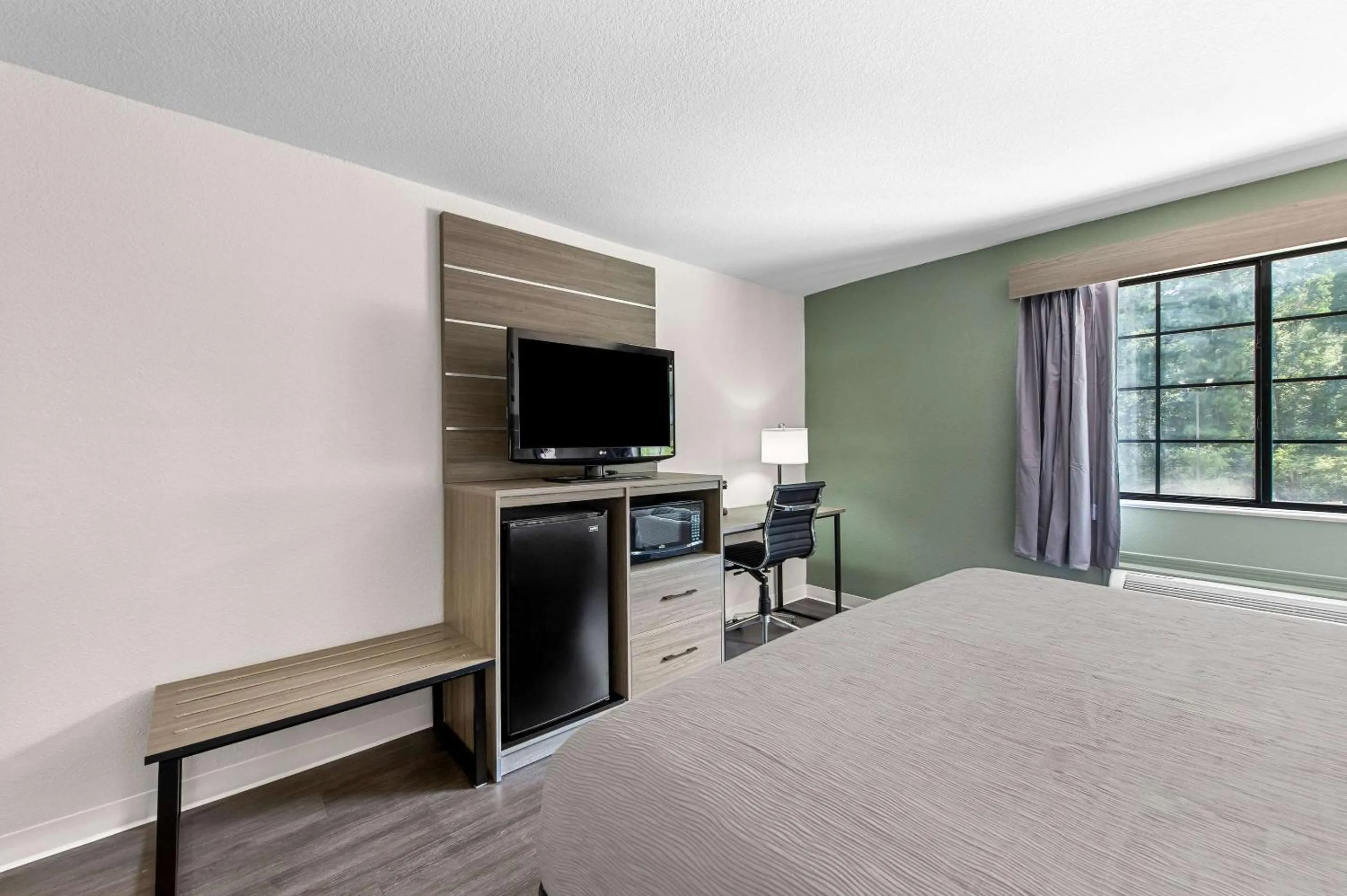 Bedroom, Bed in Quality Inn & Suites Kilgore-Longview