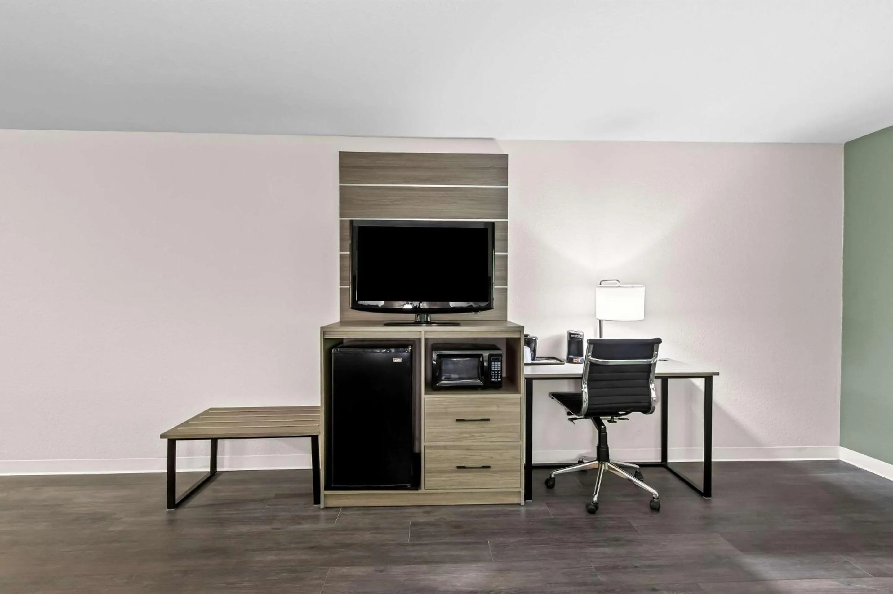 Bedroom in Quality Inn & Suites Kilgore-Longview