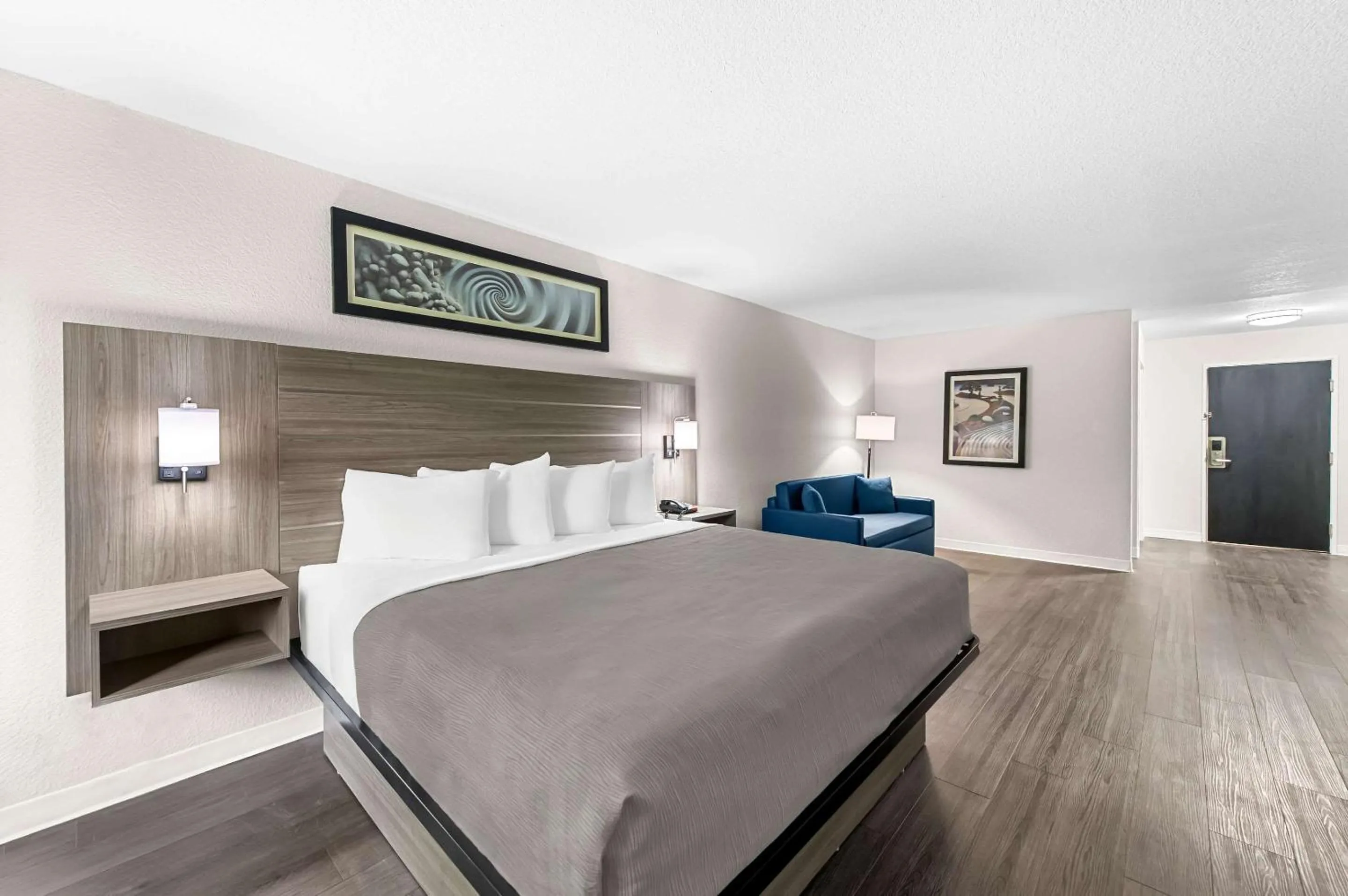 Bedroom, Bed in Quality Inn & Suites Kilgore-Longview