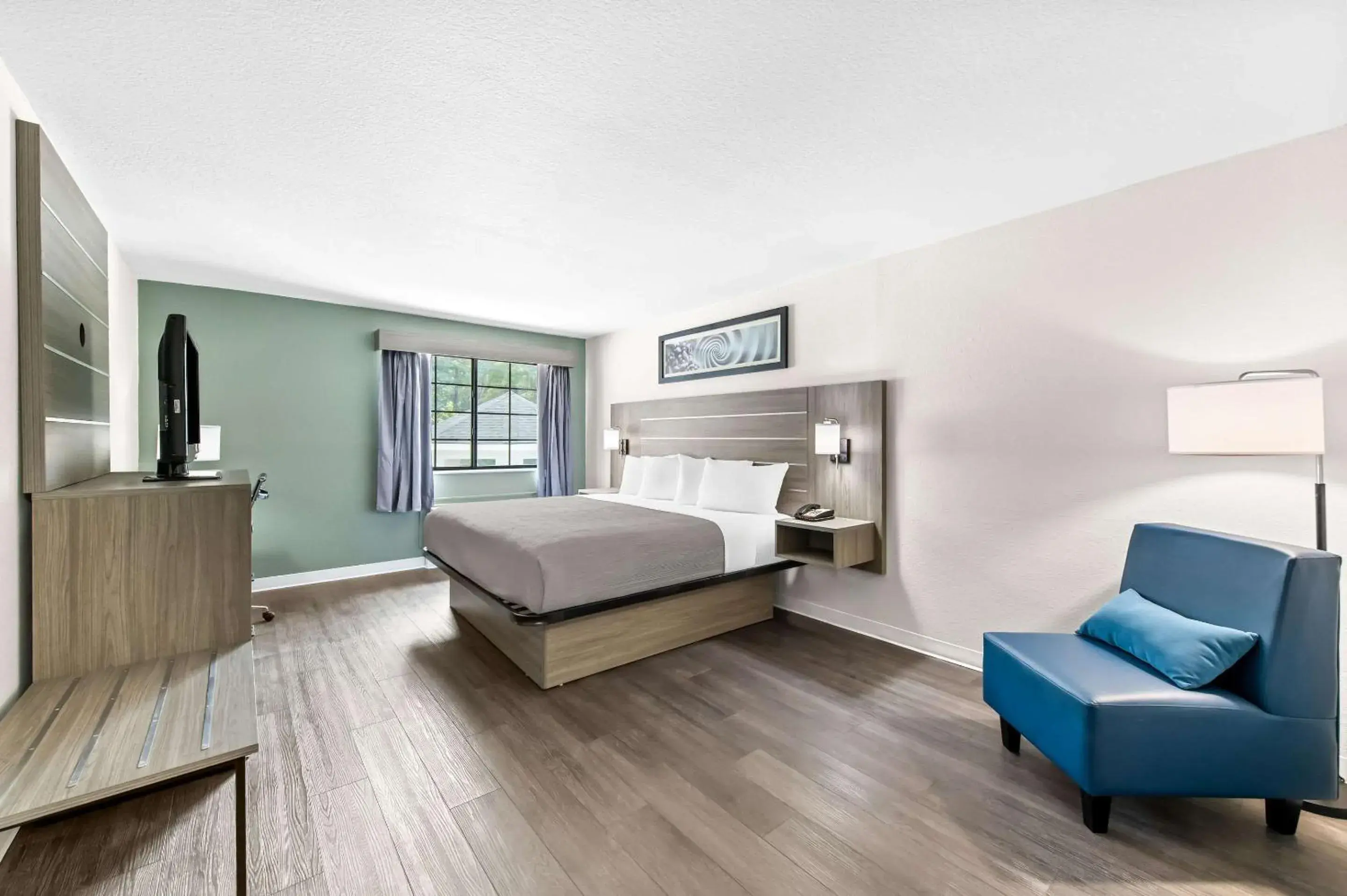 Bedroom, Bed in Quality Inn & Suites Kilgore-Longview Bedroom, Bed in Quality Inn & Suites Kilgore-Longview