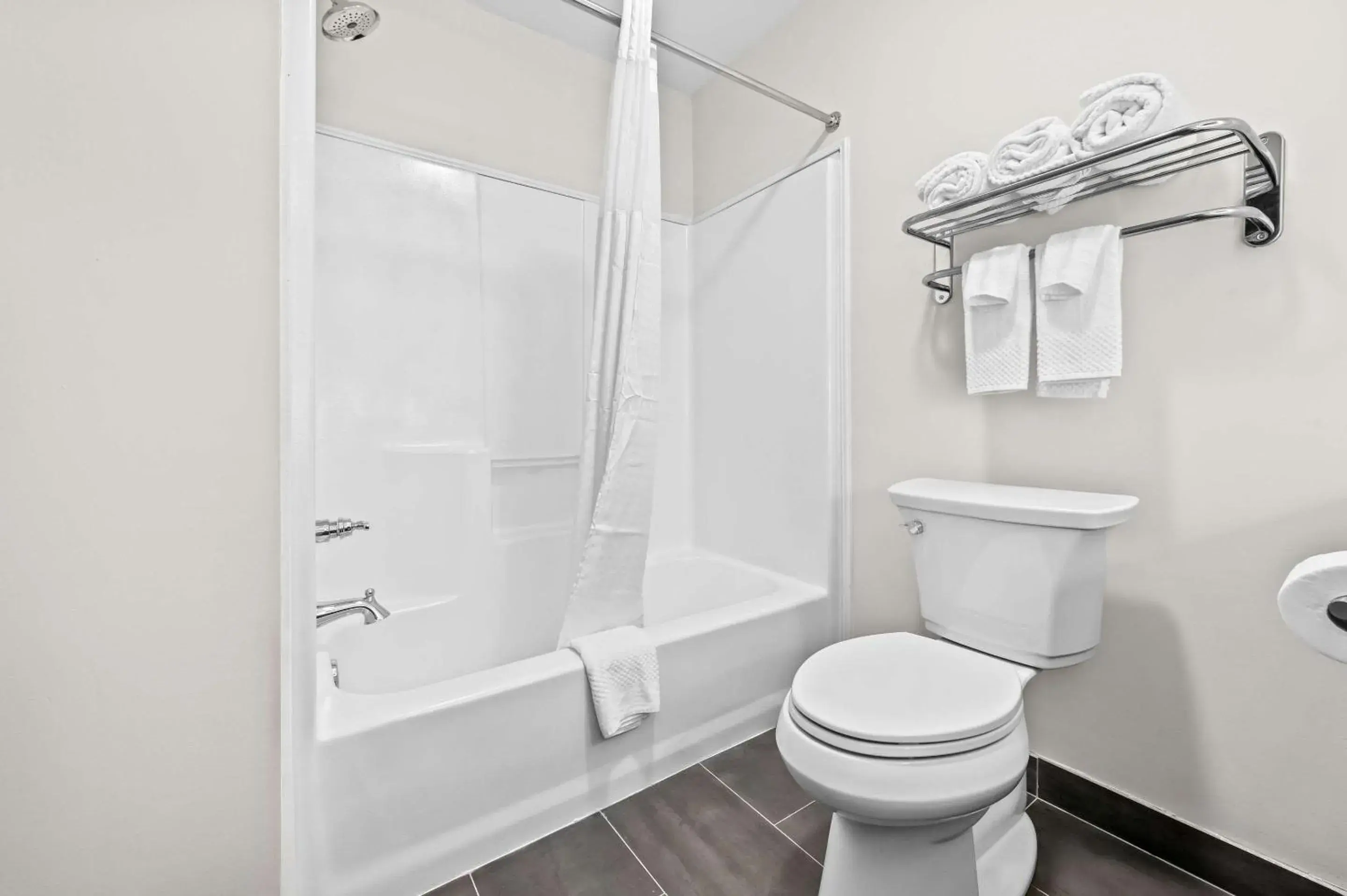 Bedroom in Quality Inn & Suites Kilgore-Longview Bedroom in Quality Inn & Suites Kilgore-Longview