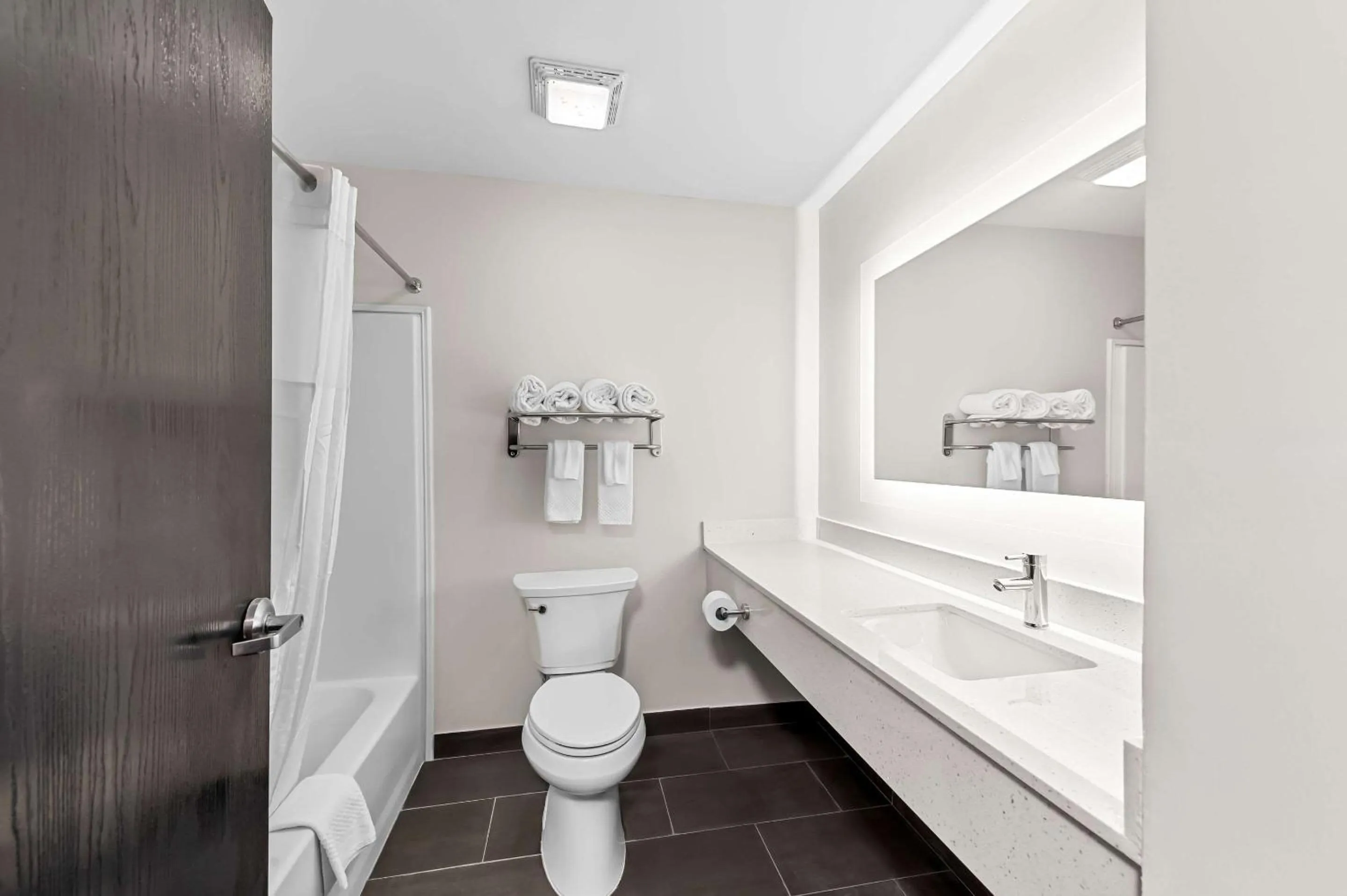 Bedroom in Quality Inn & Suites Kilgore-Longview