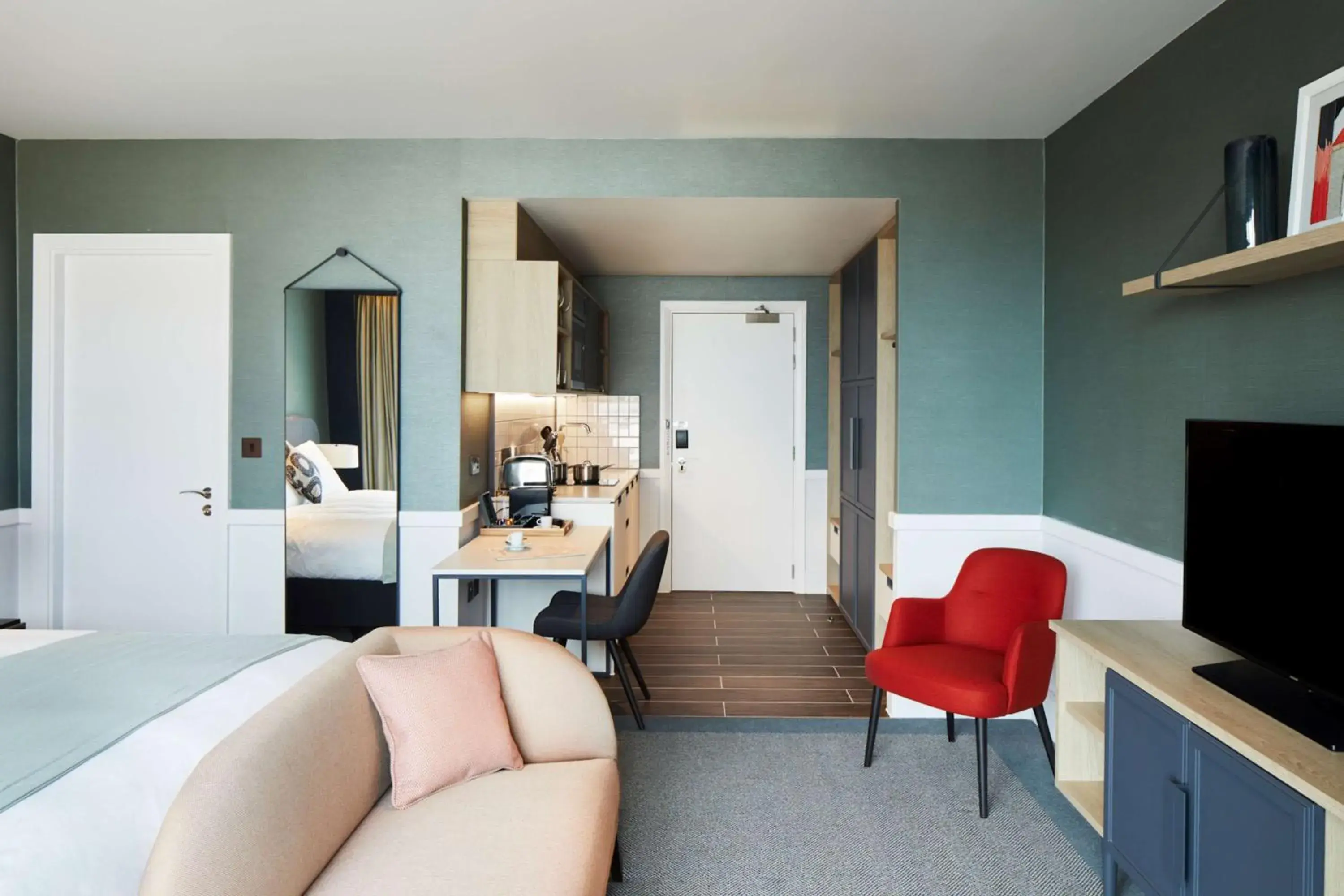 Bedroom in Hyatt House Manchester - Aparthotel Bedroom in Hyatt House Manchester - Aparthotel