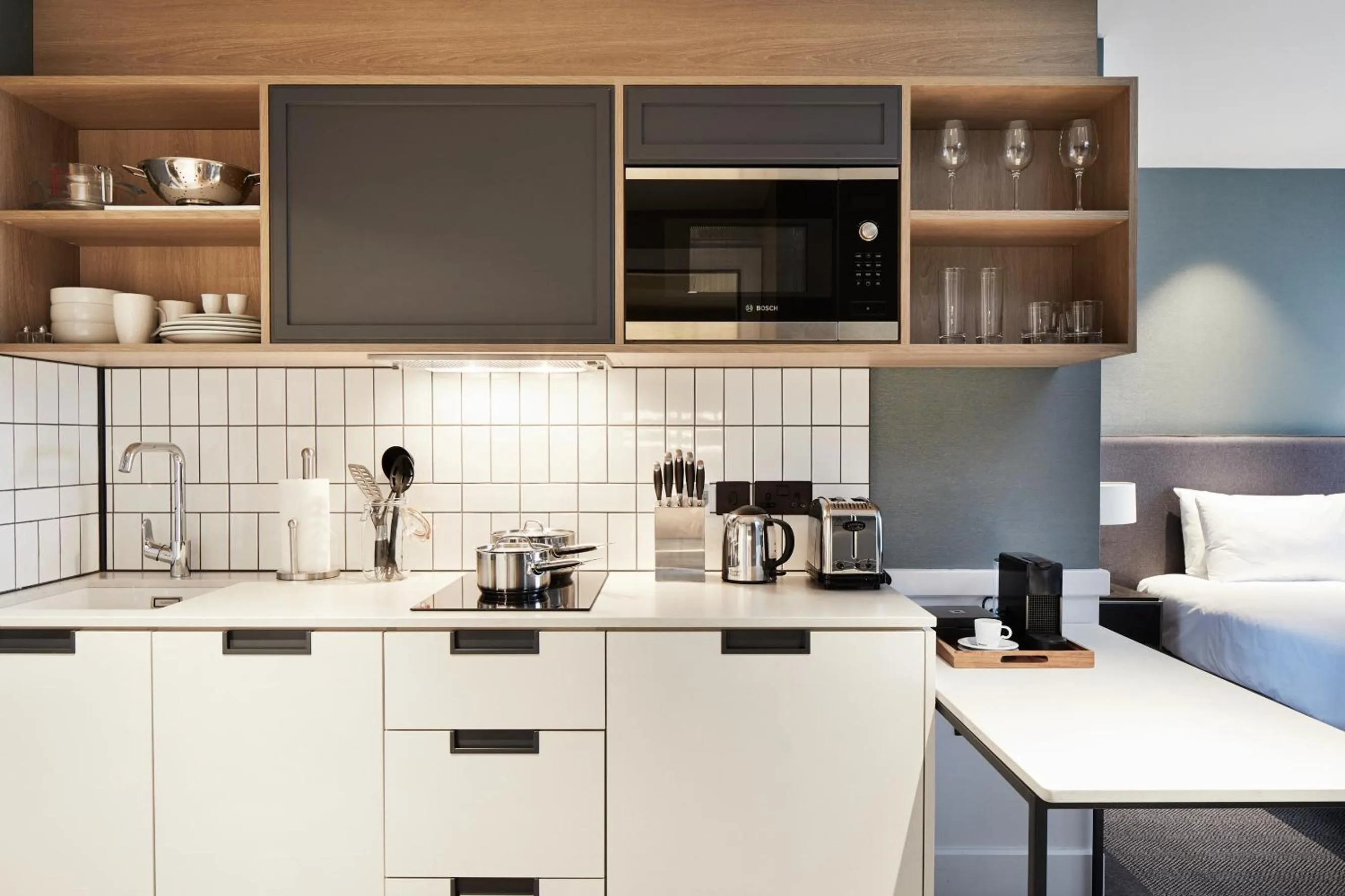 Kitchen or kitchenette in Hyatt House Manchester - Aparthotel