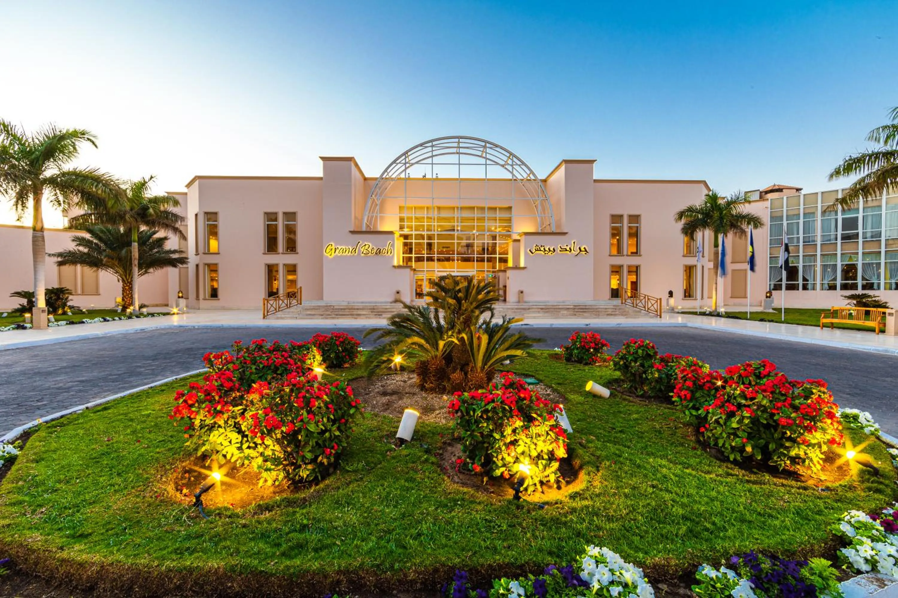Facade/entrance in Siva Grand Beach