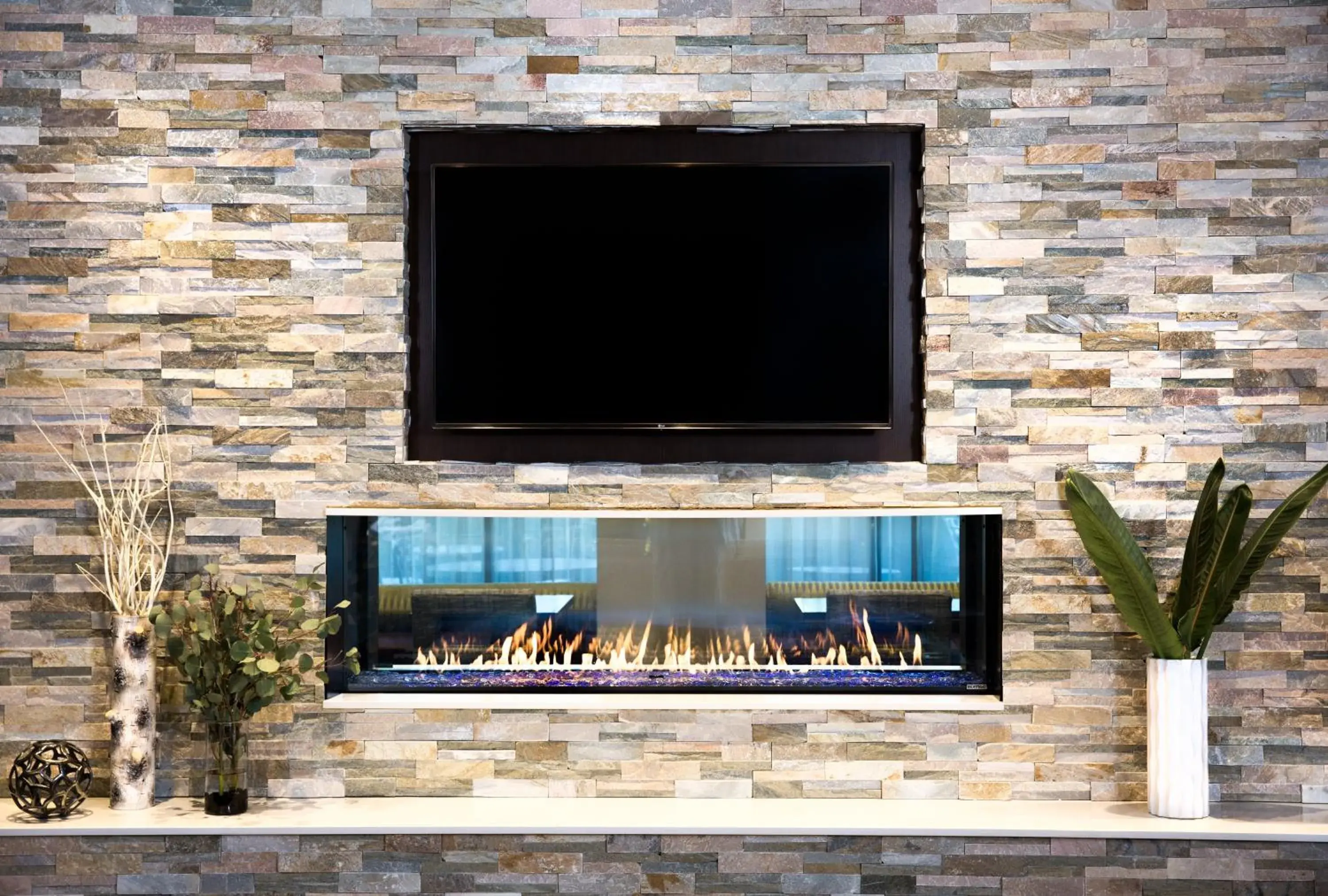 Property building in Staybridge Suites Seattle - South Lake Union by IHG Property building in Staybridge Suites Seattle - South Lake Union by IHG