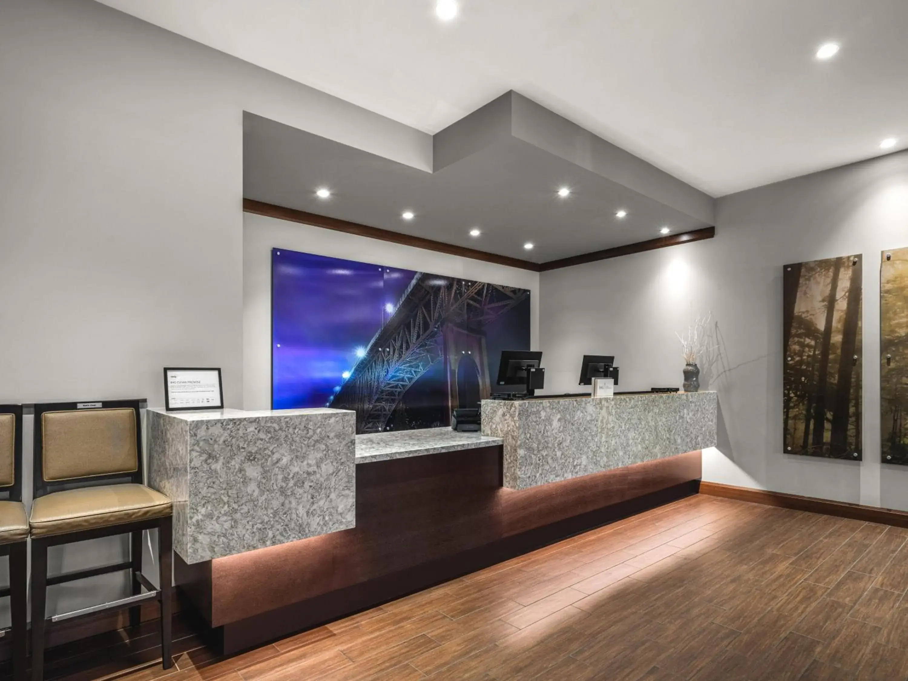 Property building in Staybridge Suites Seattle - South Lake Union by IHG Property building in Staybridge Suites Seattle - South Lake Union by IHG