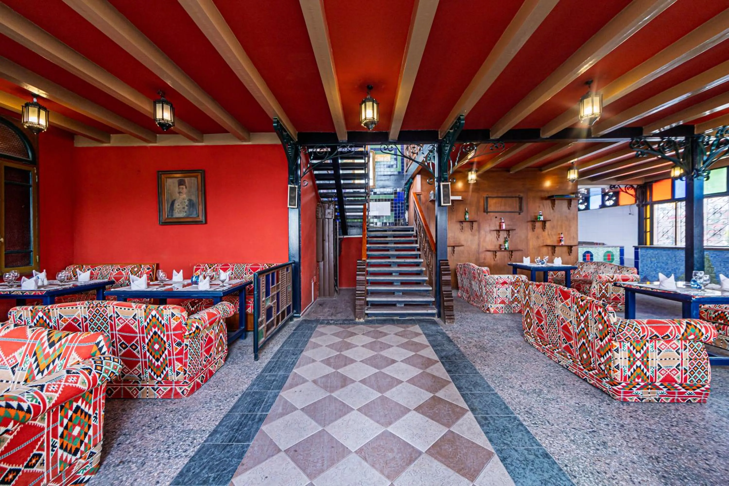 Restaurant/places to eat in Ghazala Beach