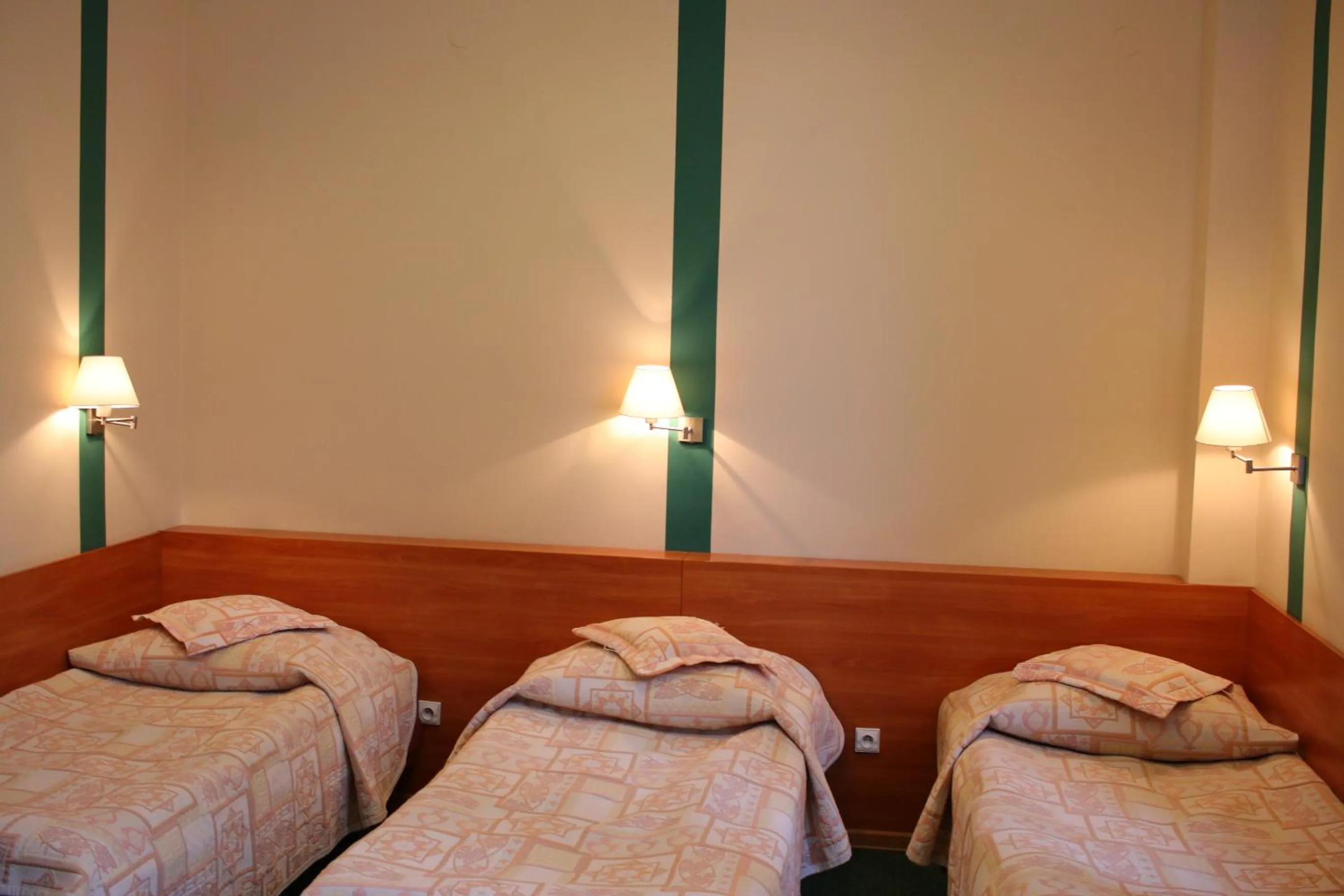 Standard Triple Room in Amicus Żoliborz