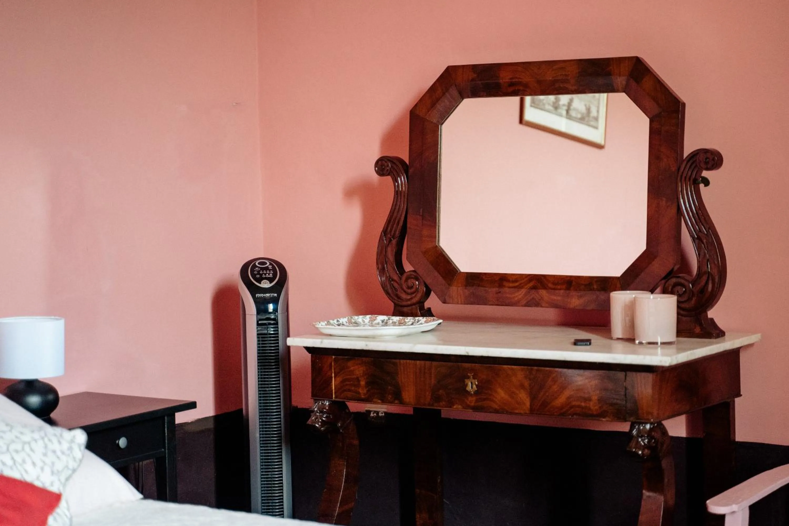 Decorative detail in Palazzo Mazziotti