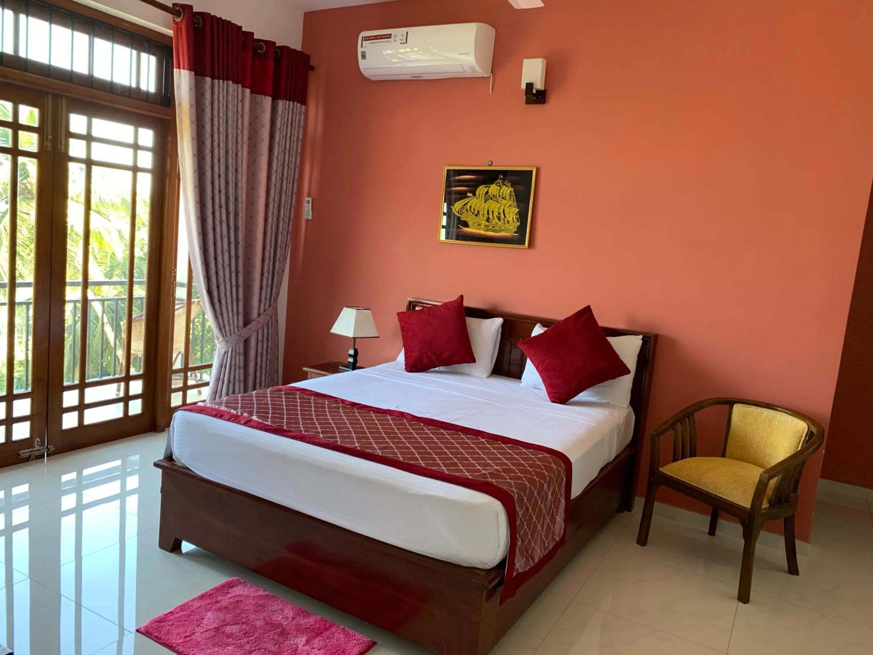 Bedroom, Bed in Serenity Hill Oasis