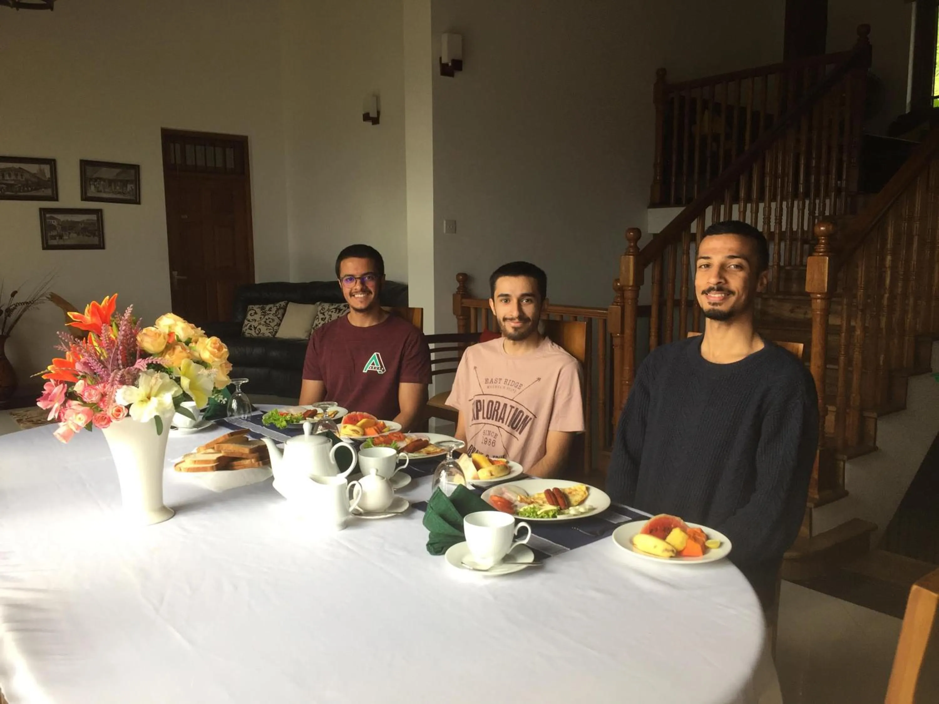 Breakfast in Serenity Hill Oasis