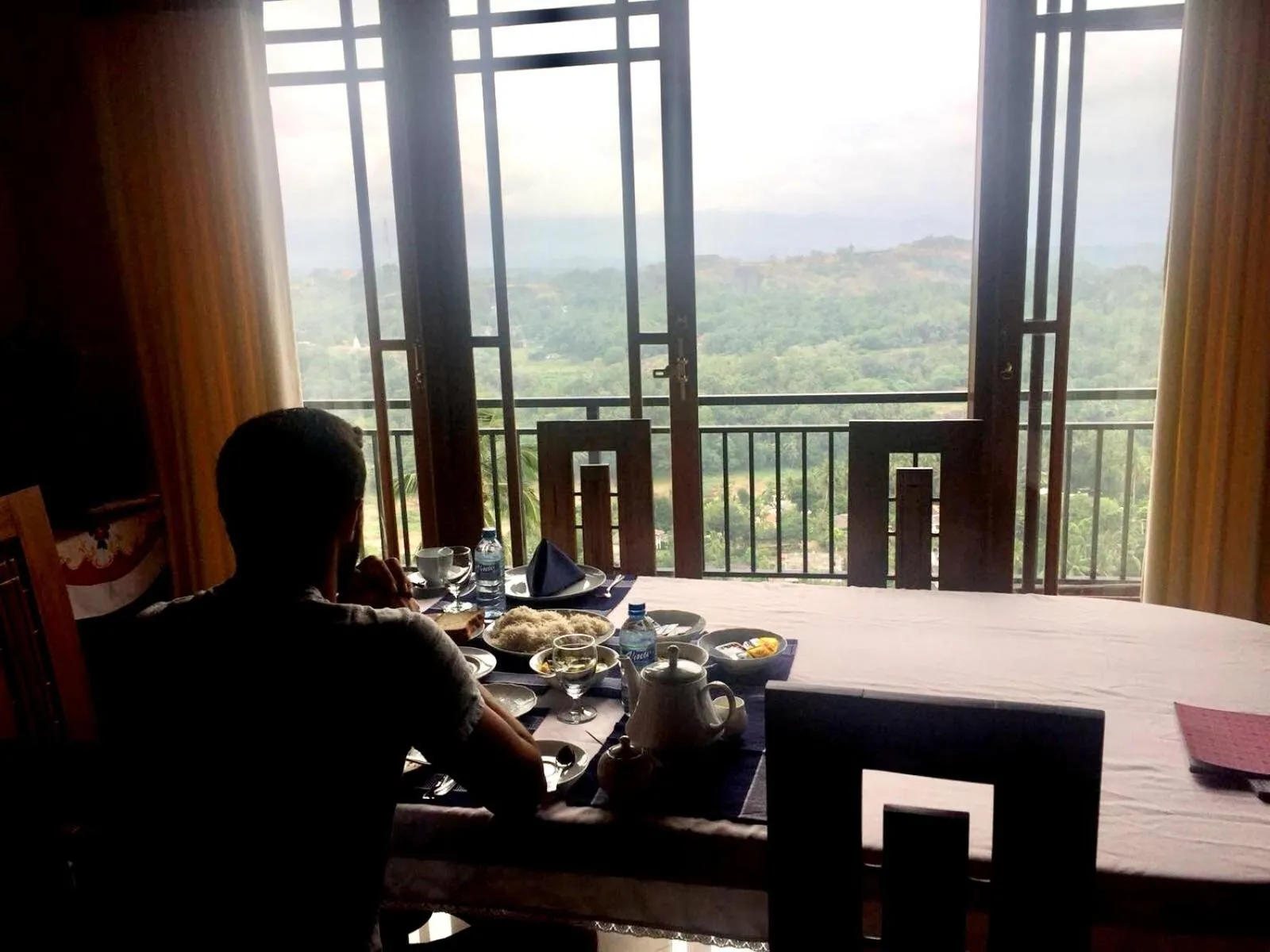 Dining area in Serenity Hill Oasis