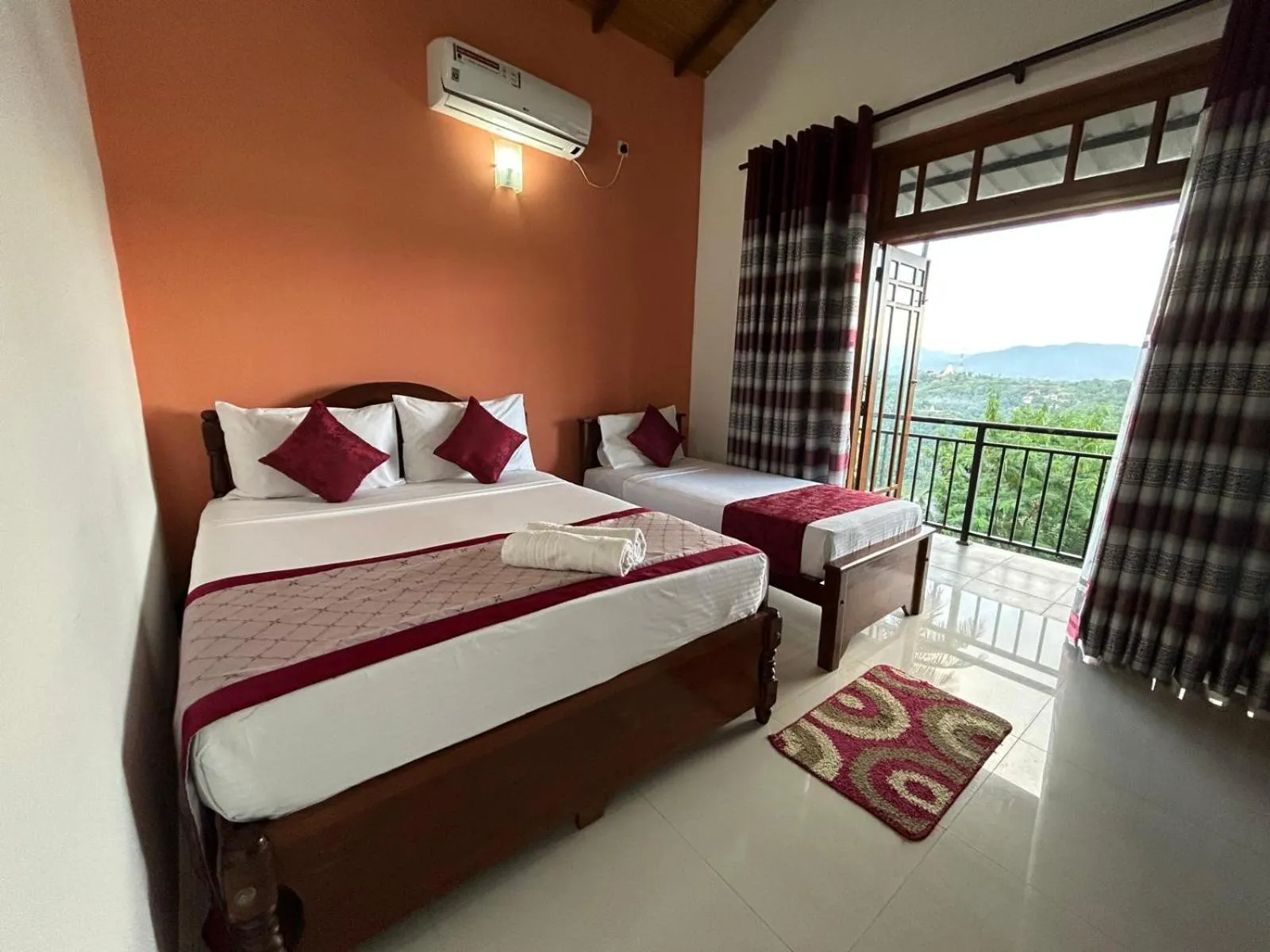 Bedroom, Bed in Serenity Hill Oasis
