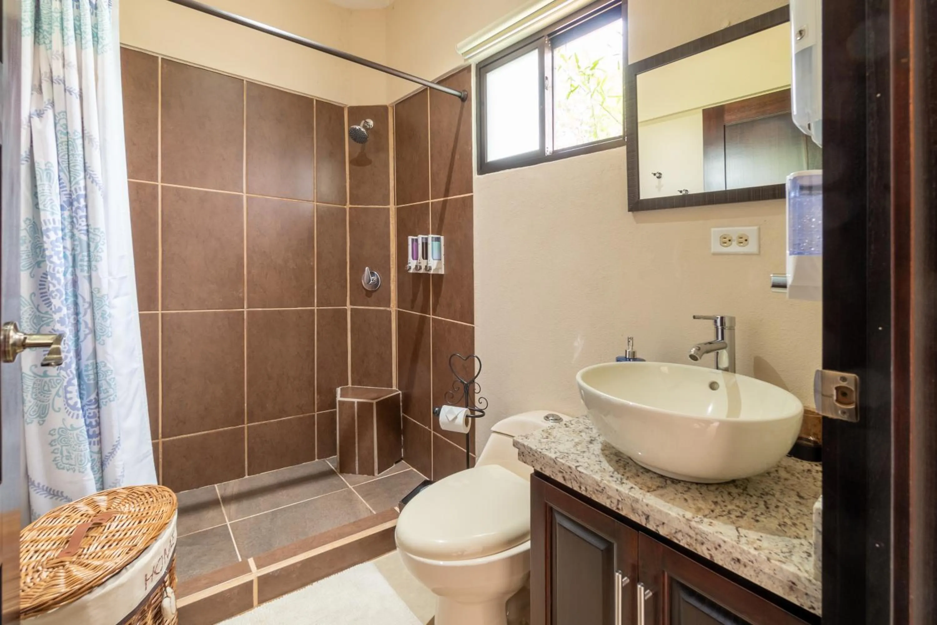 Shower in Vida Mountain Resort & Spa Adults Only