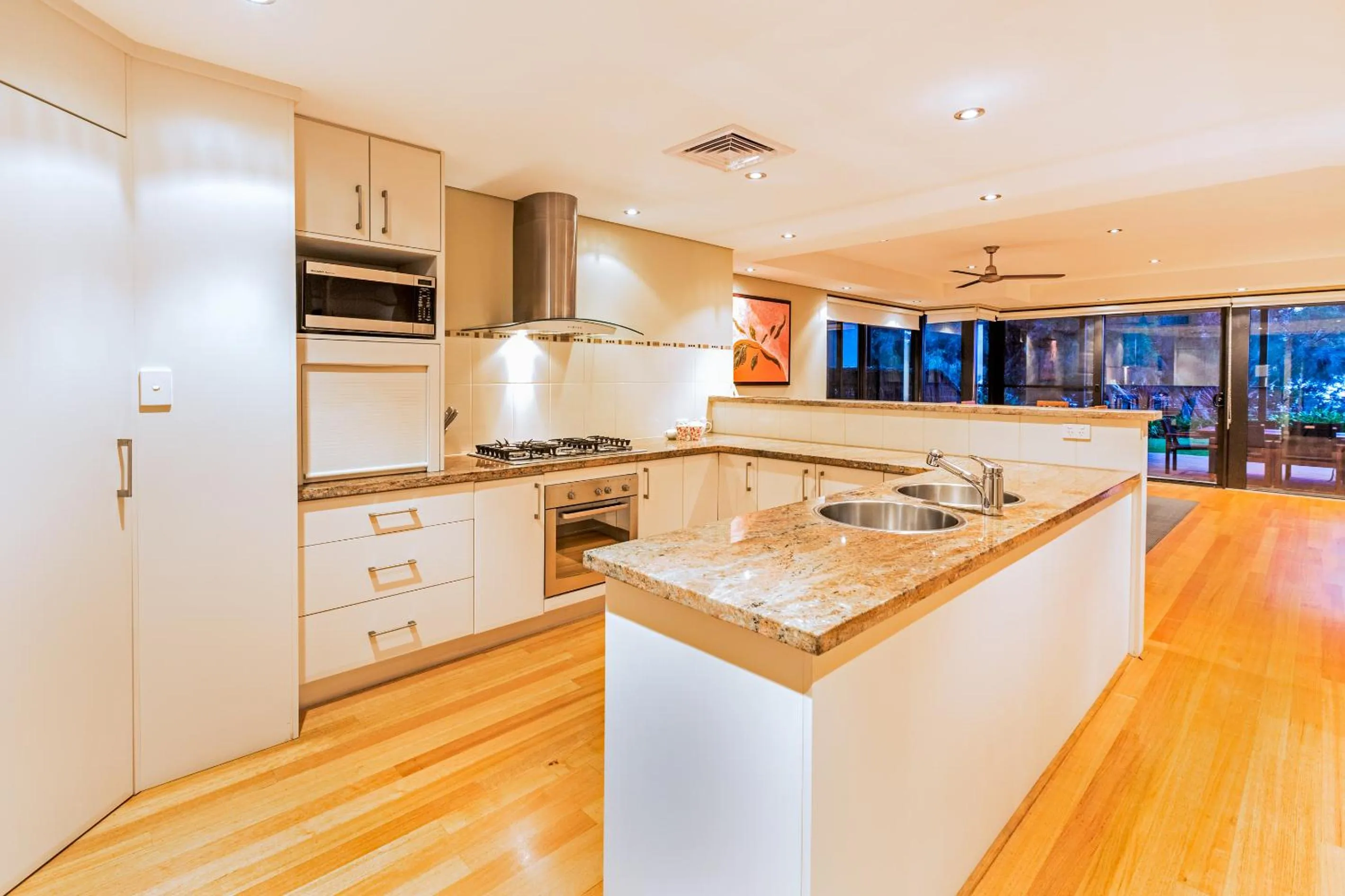 Kitchen or kitchenette in Regency Beach Club