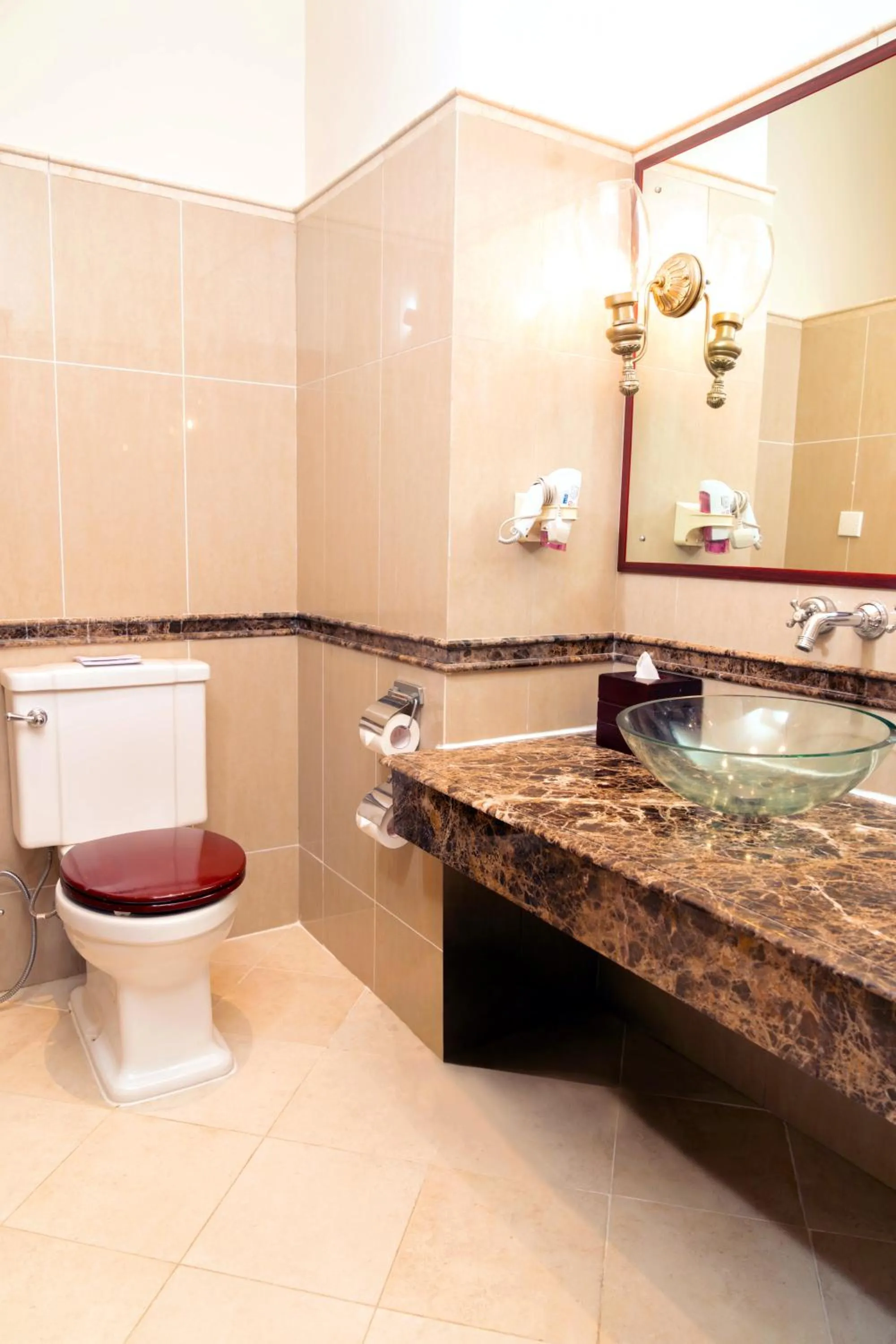 Bathroom in Galle Face Hotel