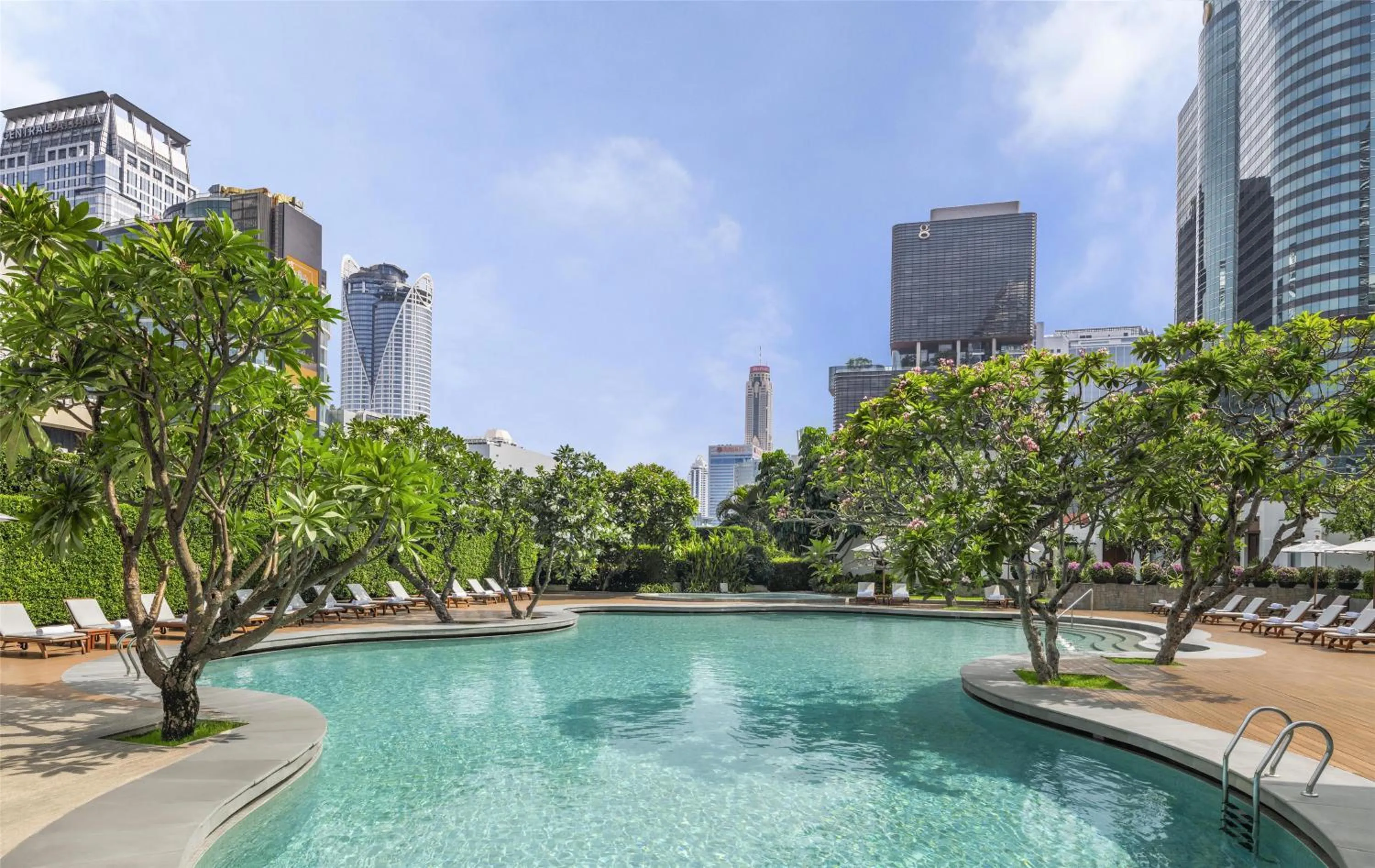 Swimming pool in Grand Hyatt Erawan Bangkok