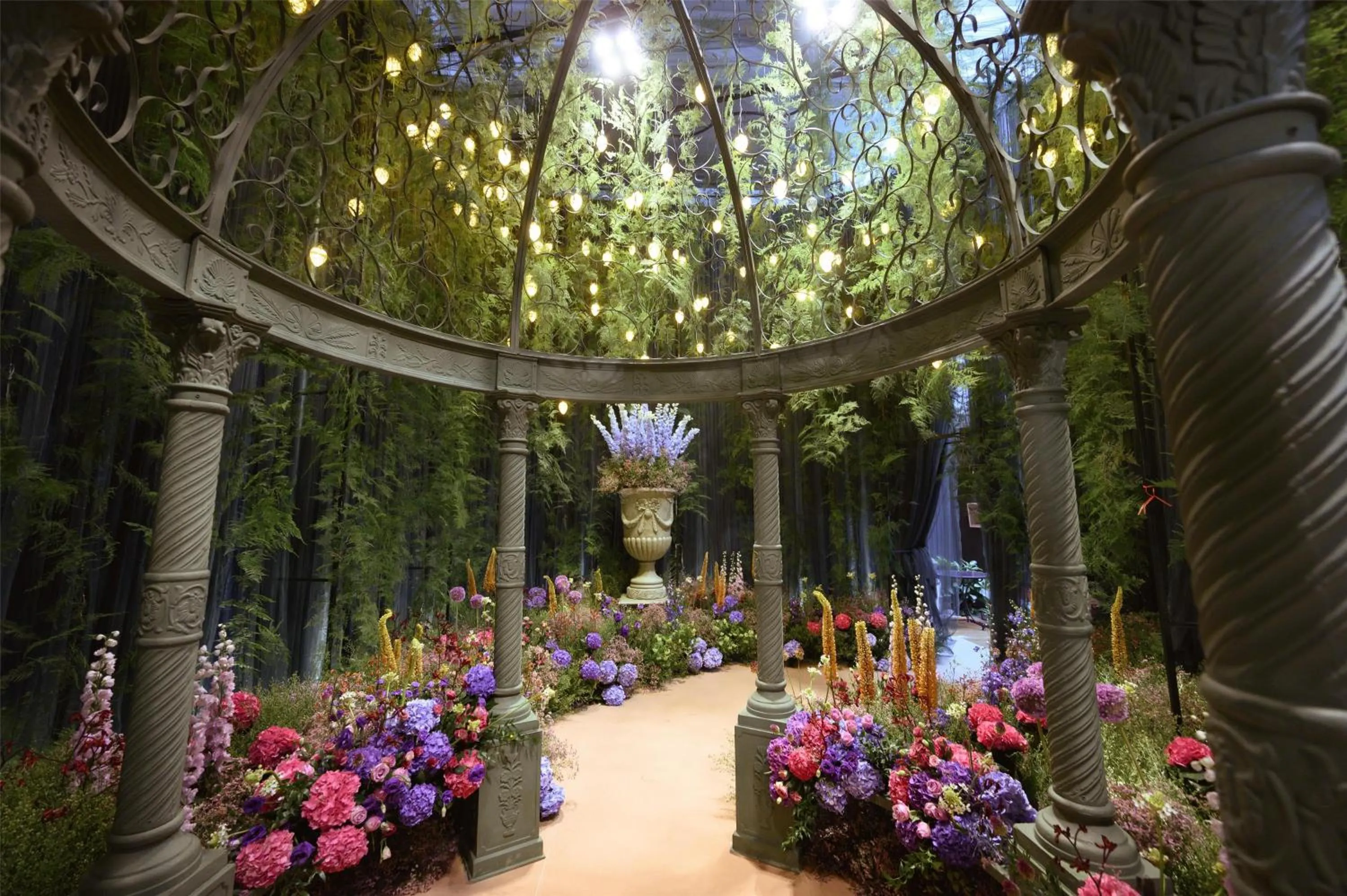 Lobby or reception in Grand Hyatt Erawan Bangkok