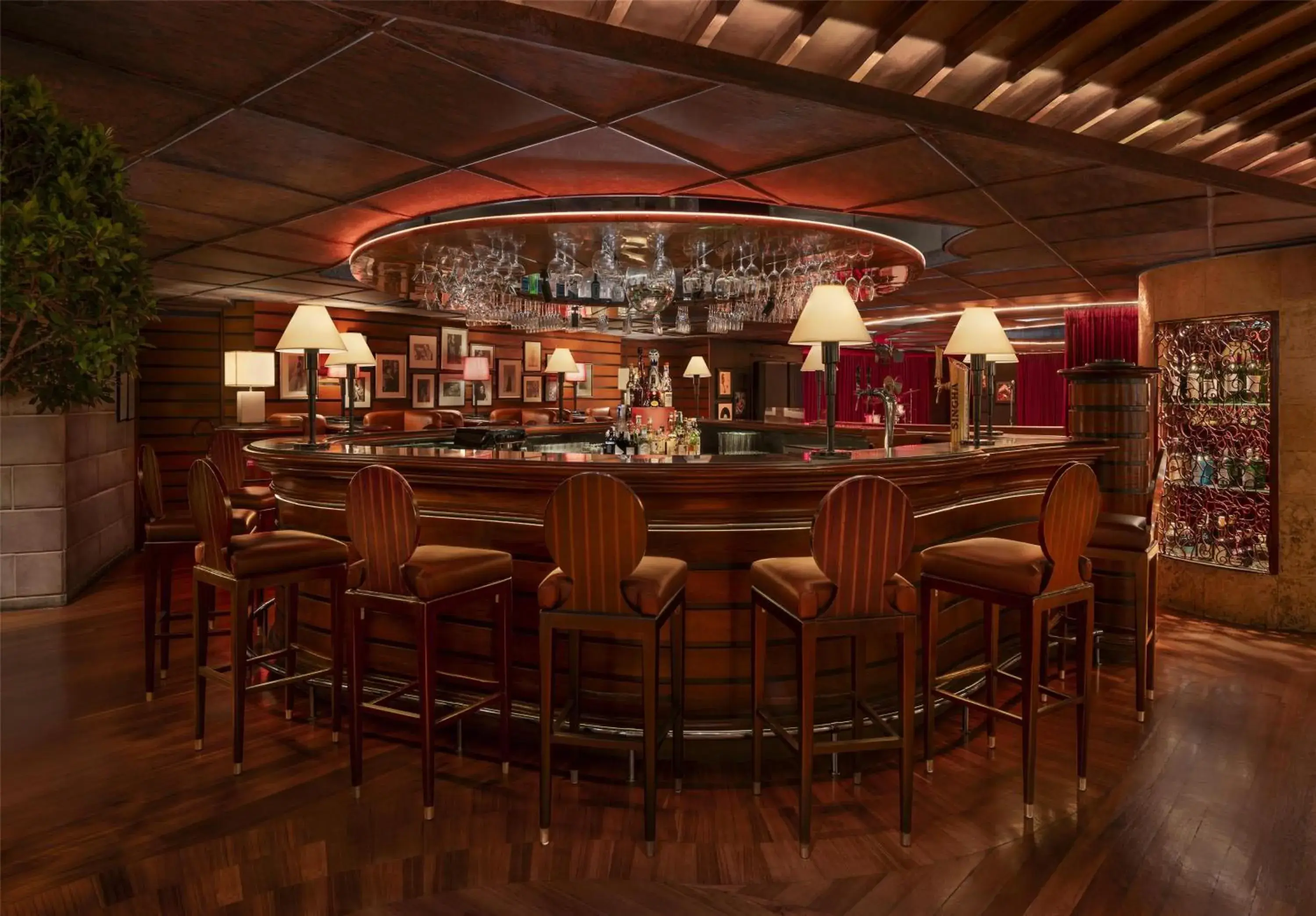 Lounge or bar in Grand Hyatt Erawan Bangkok Lounge or bar in Grand Hyatt Erawan Bangkok