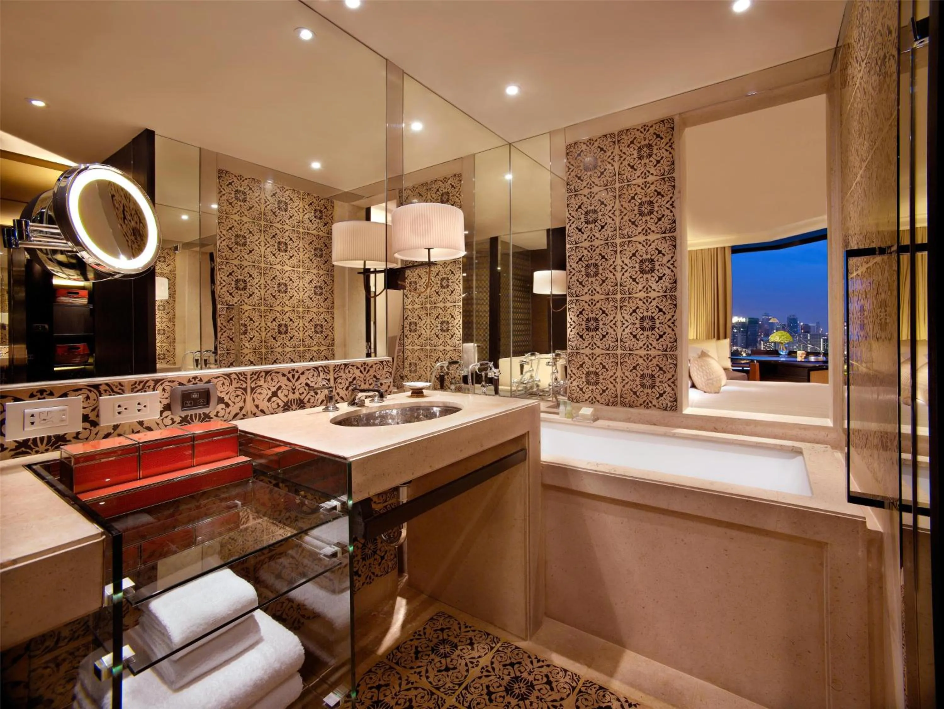 Bathroom in Grand Hyatt Erawan Bangkok