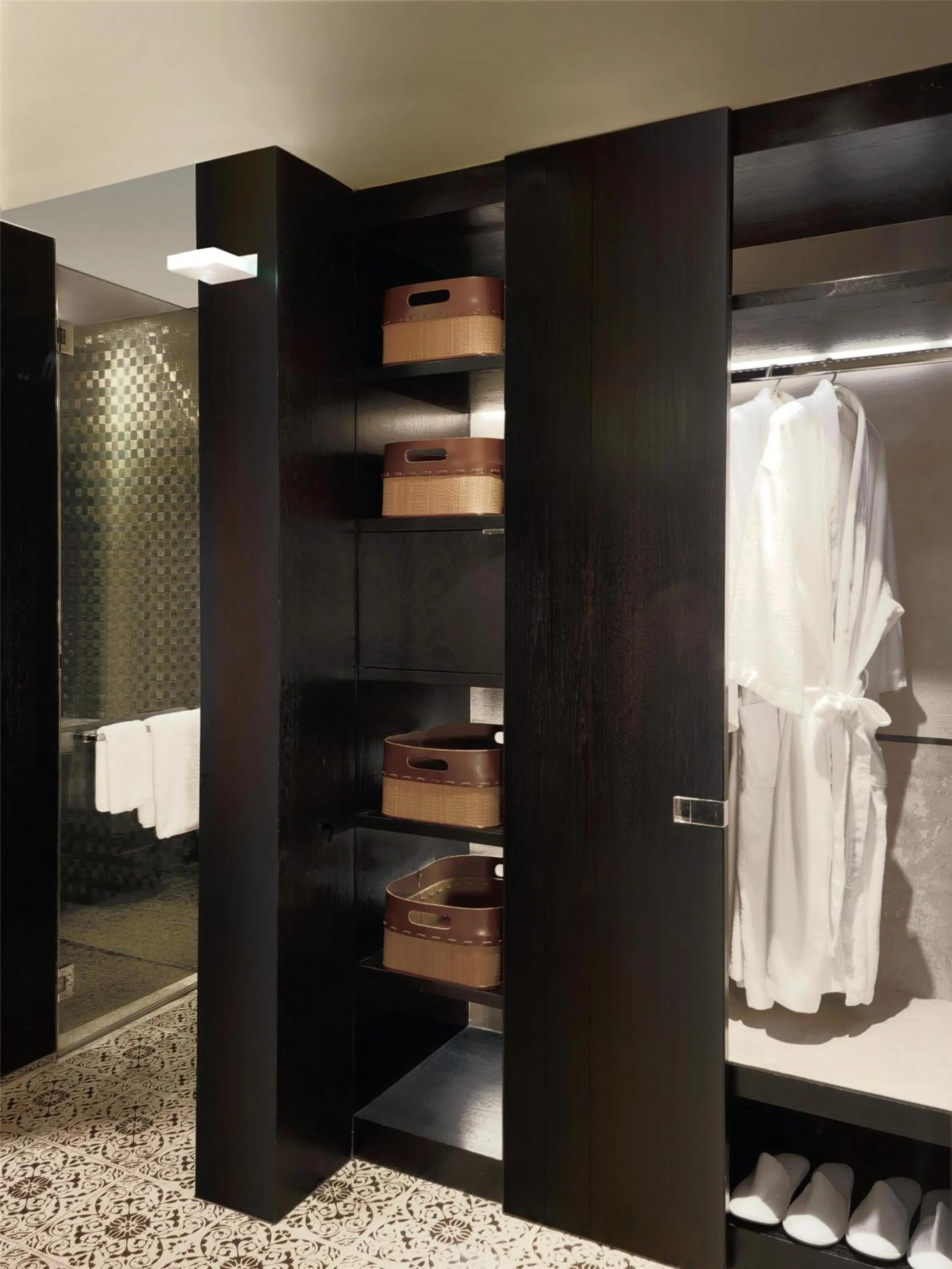 Bedroom in Grand Hyatt Erawan Bangkok