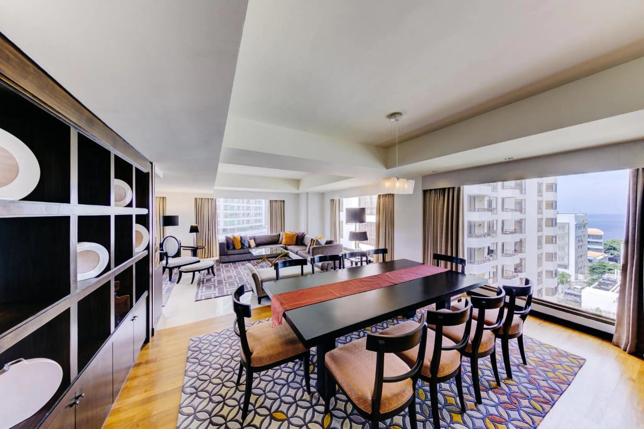 Dining area in Cinnamon Grand Colombo