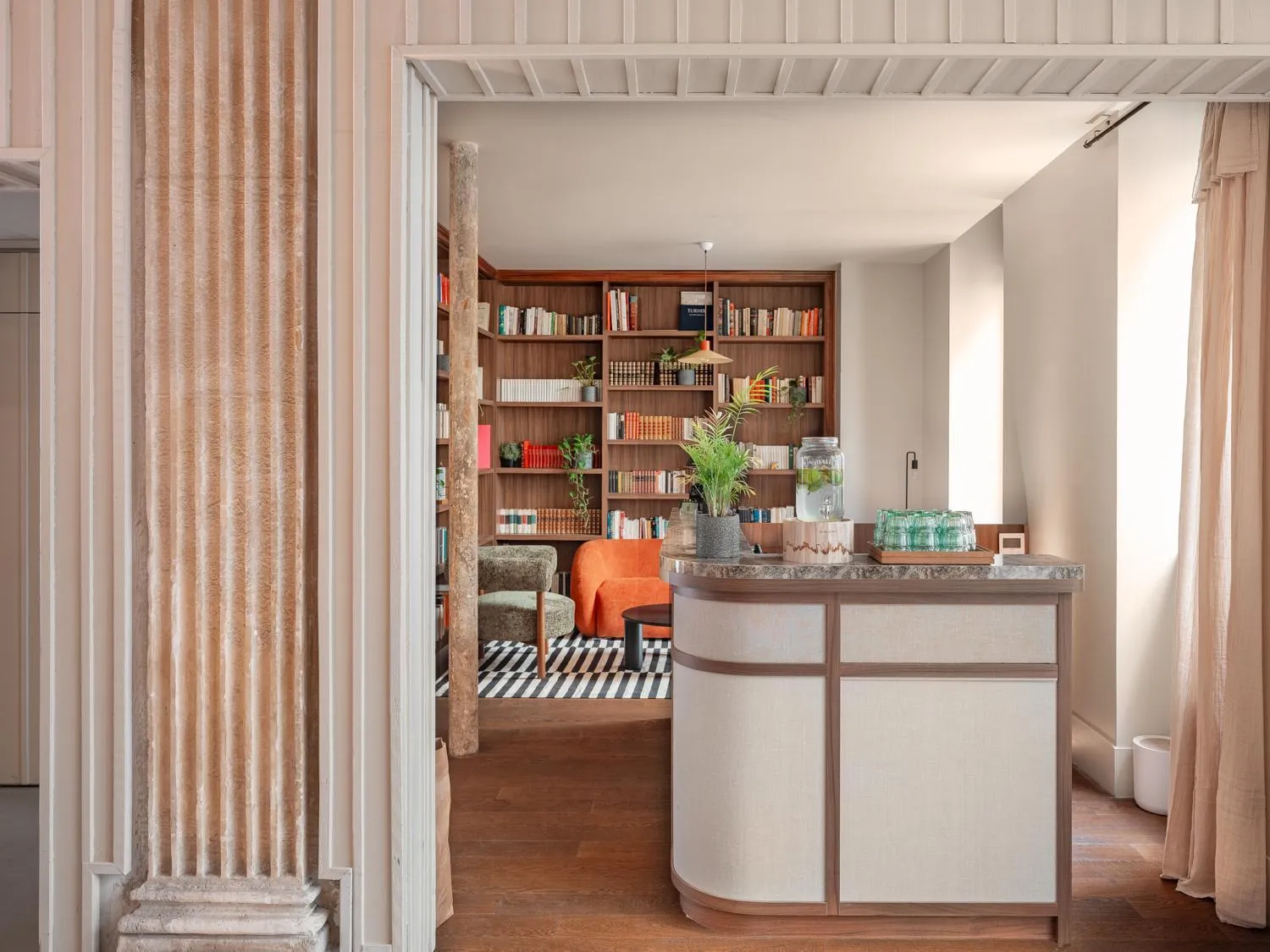 Property building in Hôtel Belleval