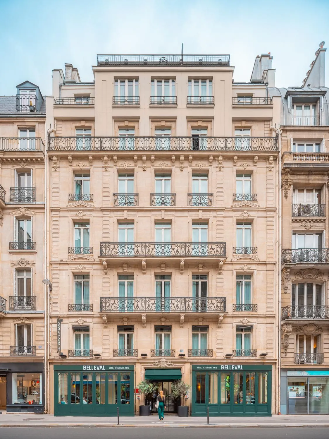 Property building in Hôtel Belleval