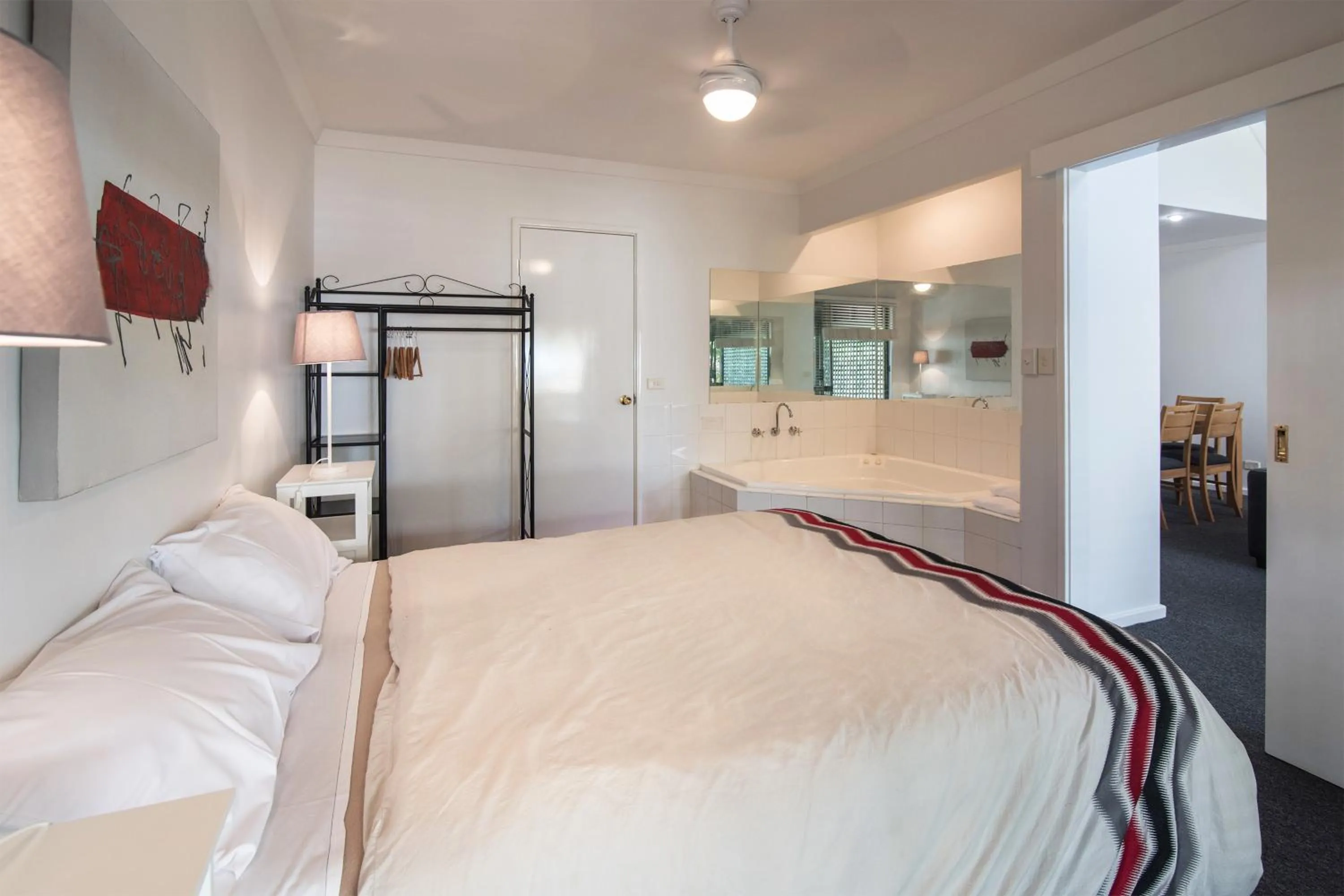 Bed in Bayshore Beachside Resort