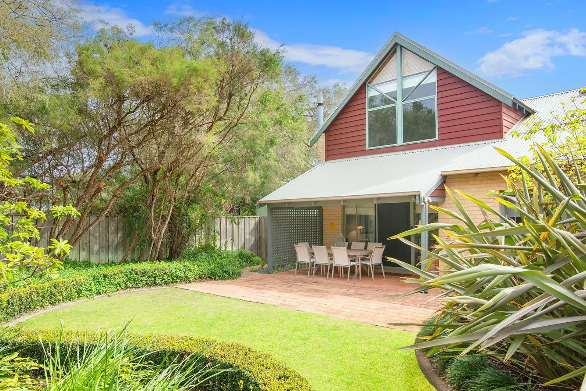 Bayshore Beachside Resort