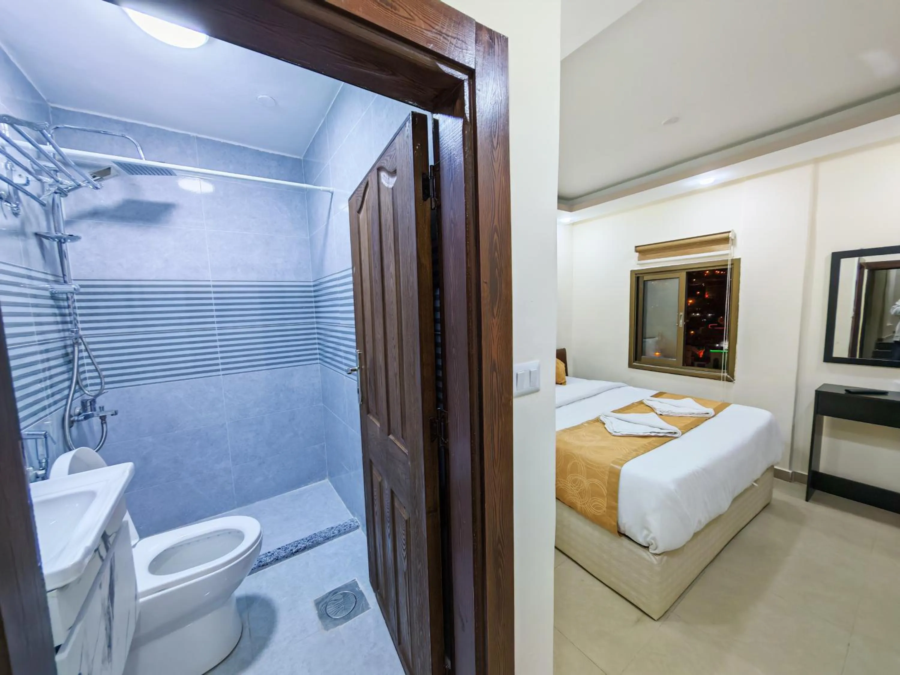 Bedroom, Bed in Petra Gate Hotel