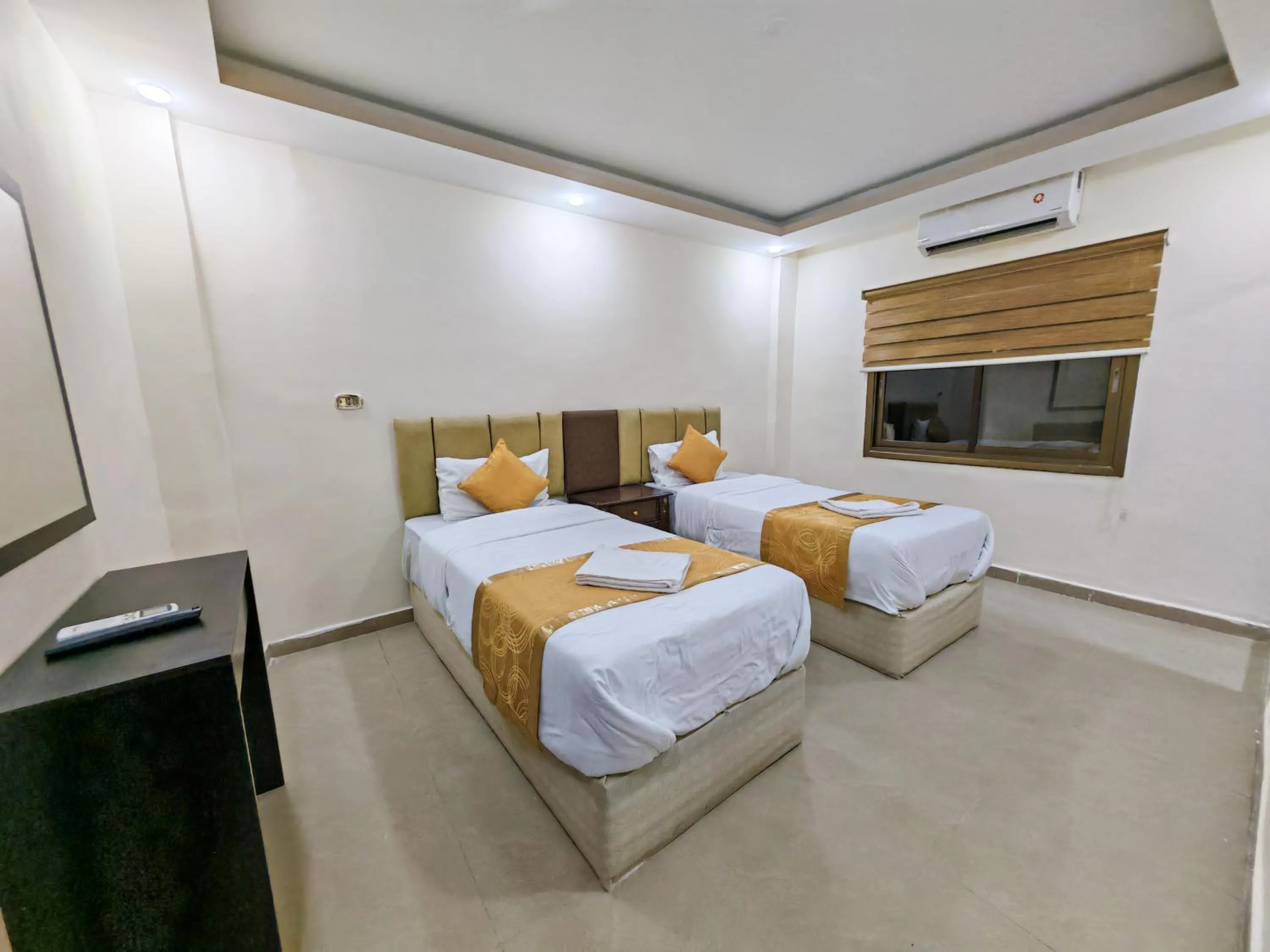 air conditioner, Bed in Petra Gate Hotel