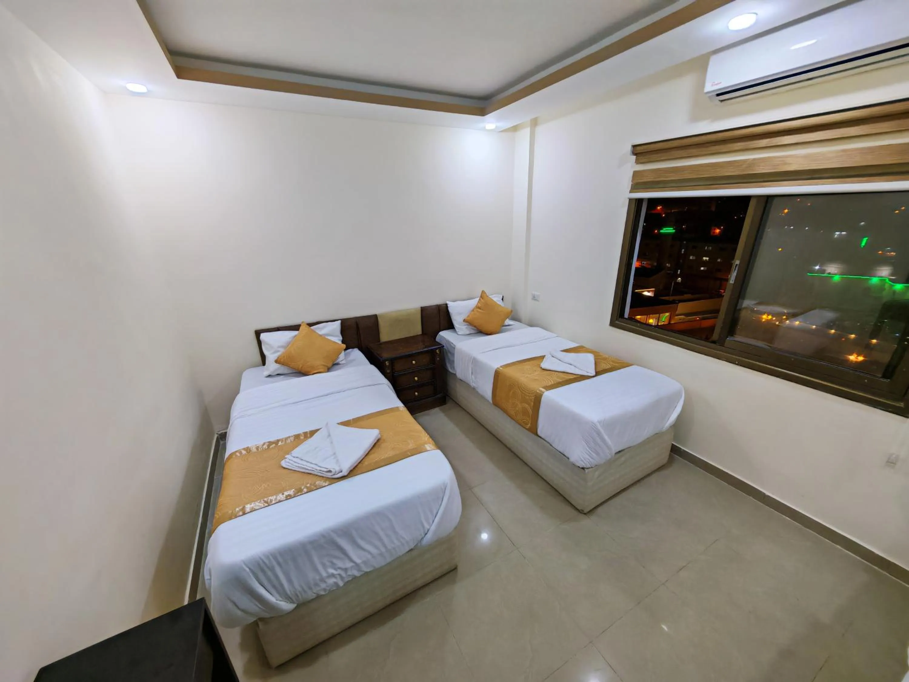 Bed in Petra Gate Hotel