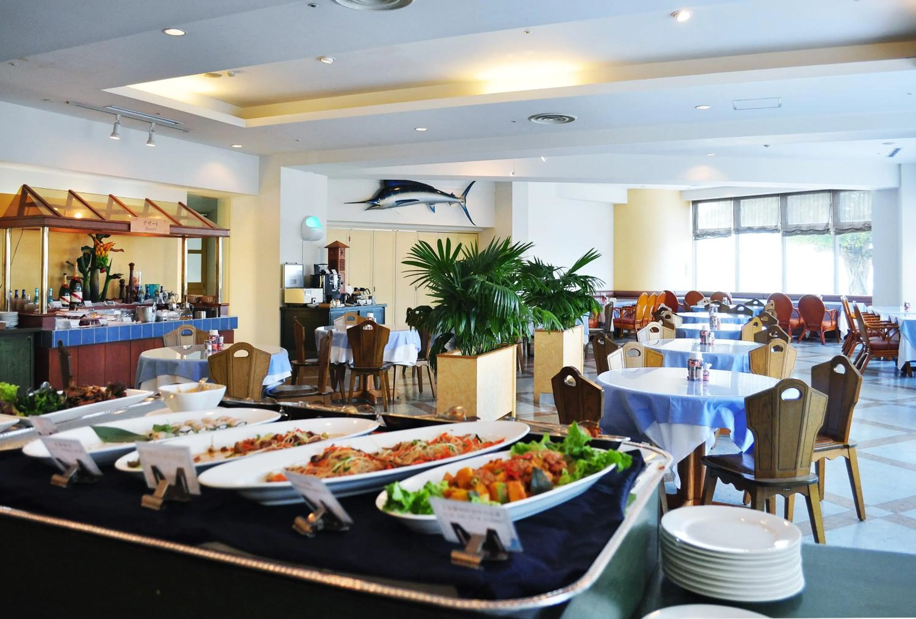 Restaurant/places to eat in Rizzan Sea Park Hotel Tancha Bay