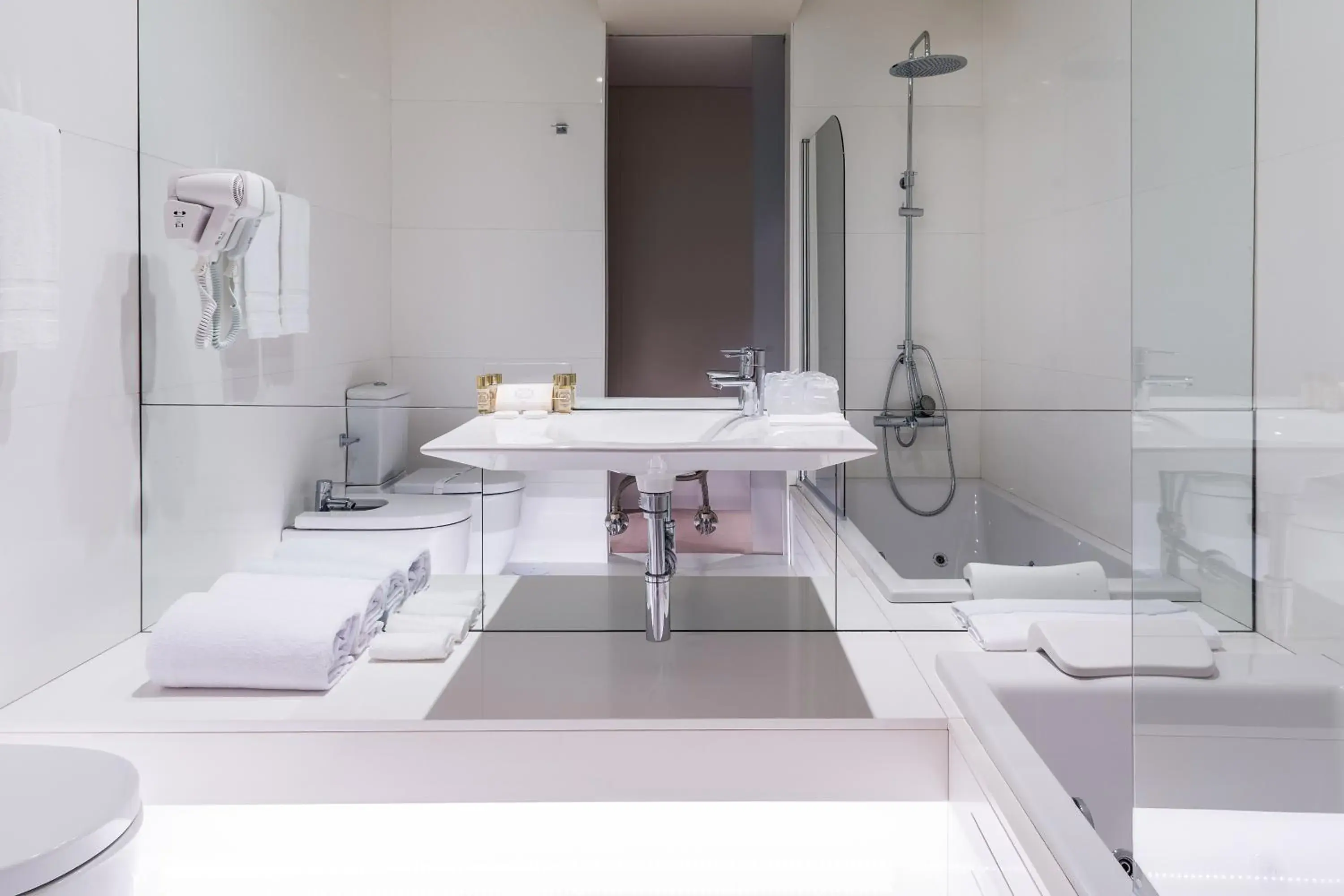 Bathroom in 4615 Hotel Bathroom in 4615 Hotel