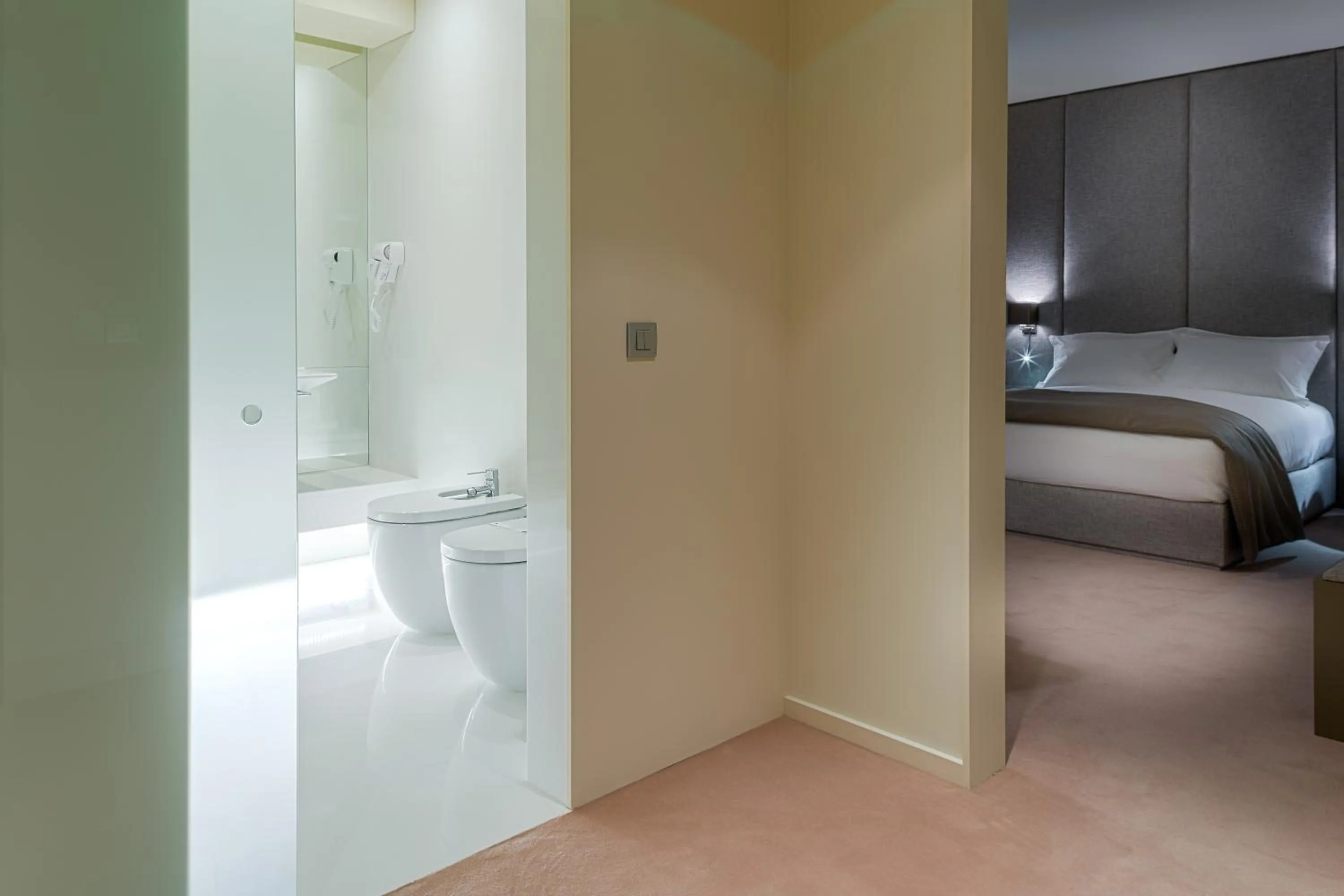 Bathroom, Bed in 4615 Hotel