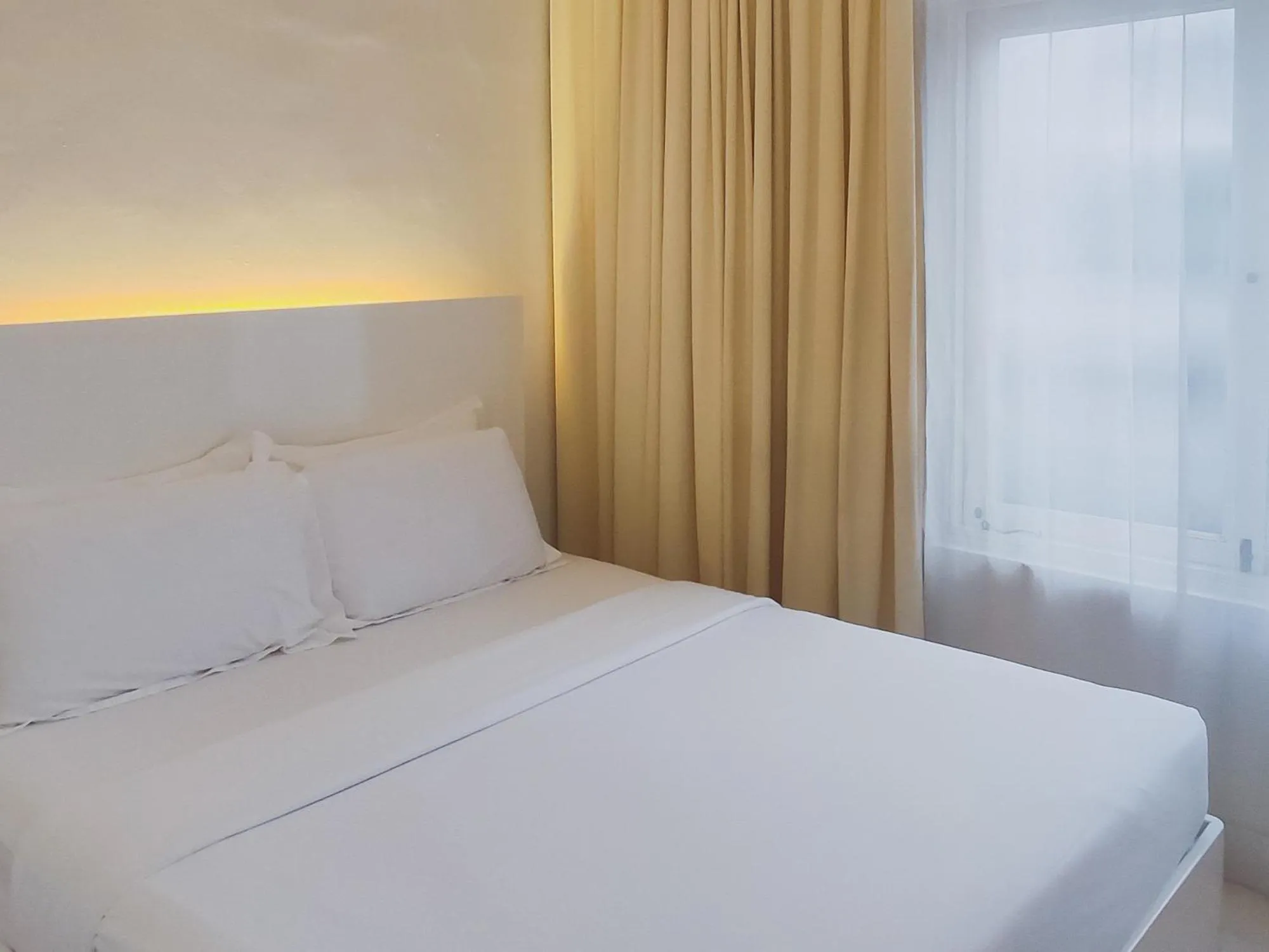 Bed in Chulia Heritage Hotel