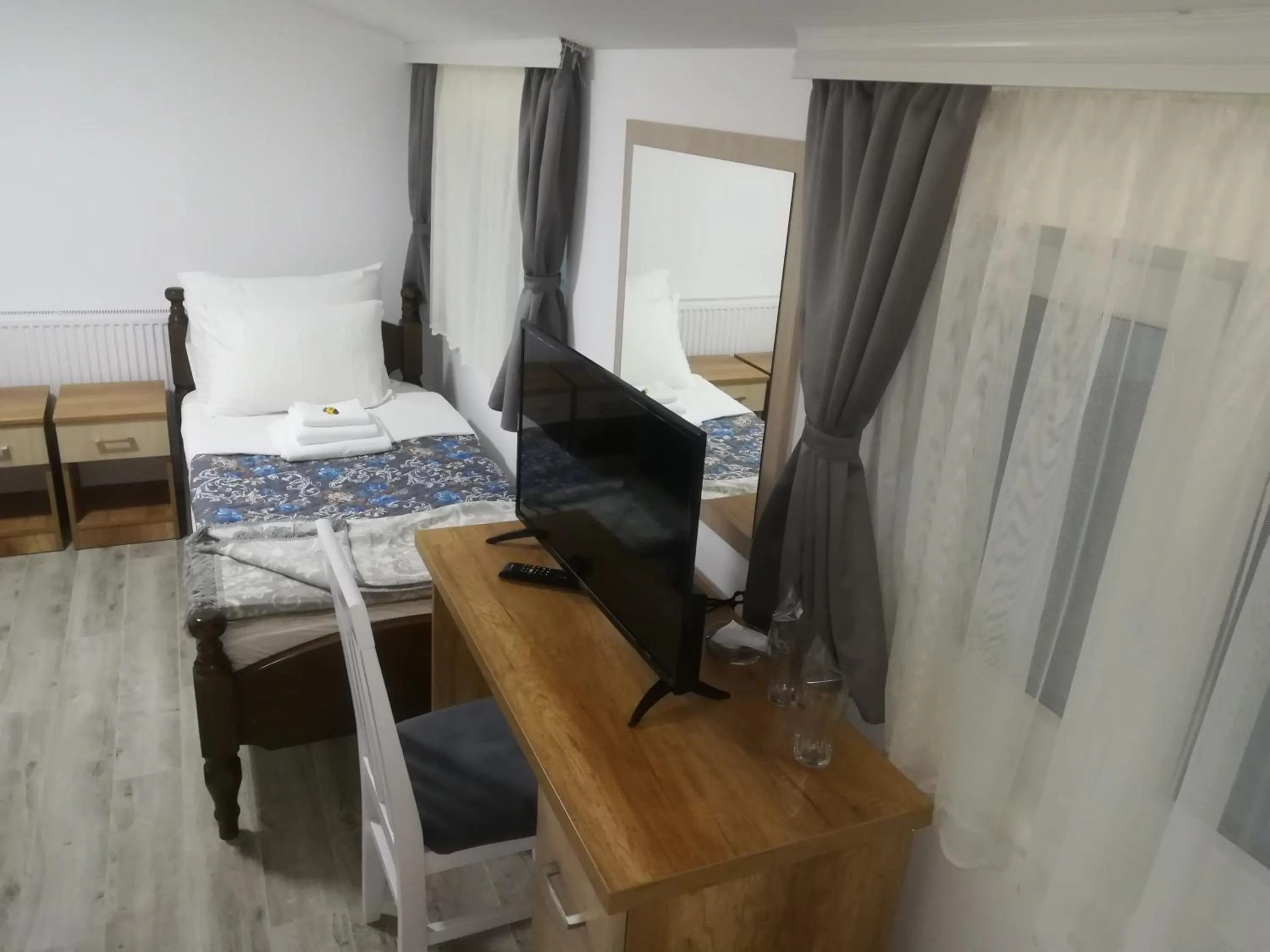Bed in Karavan 123