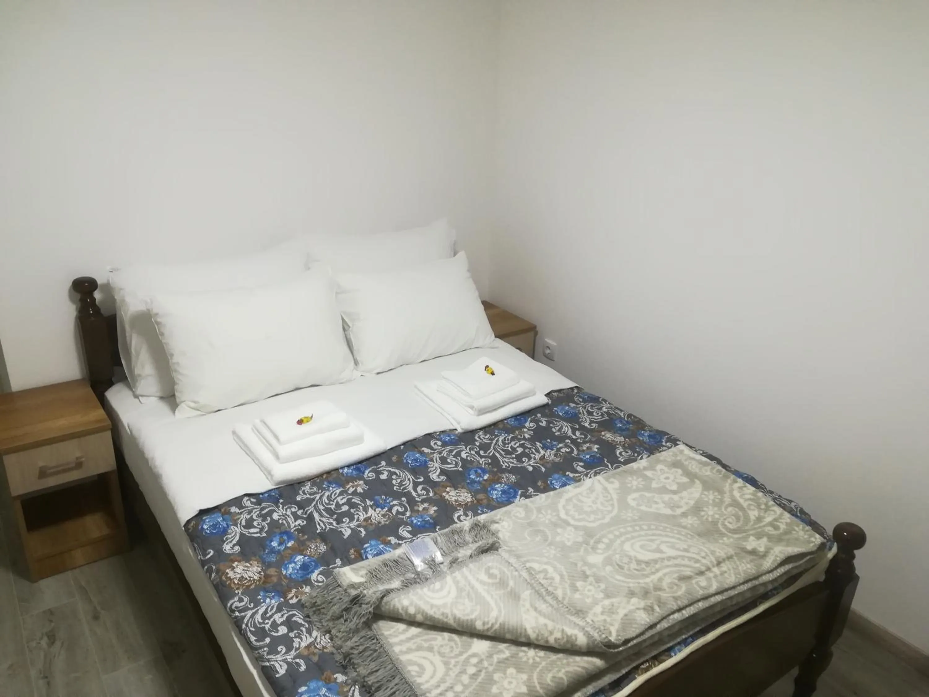 Bed in Karavan 123