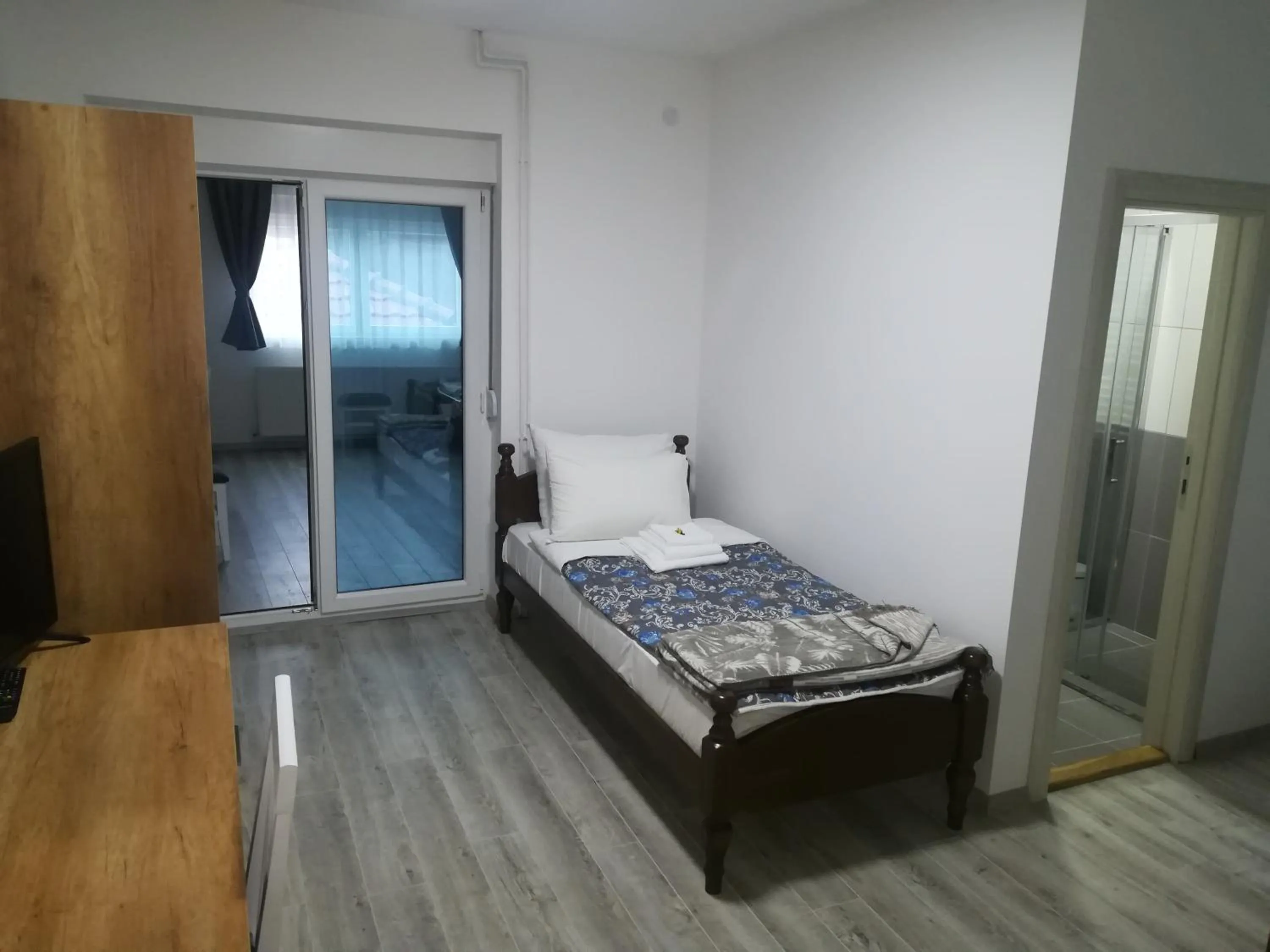 Bed in Karavan 123