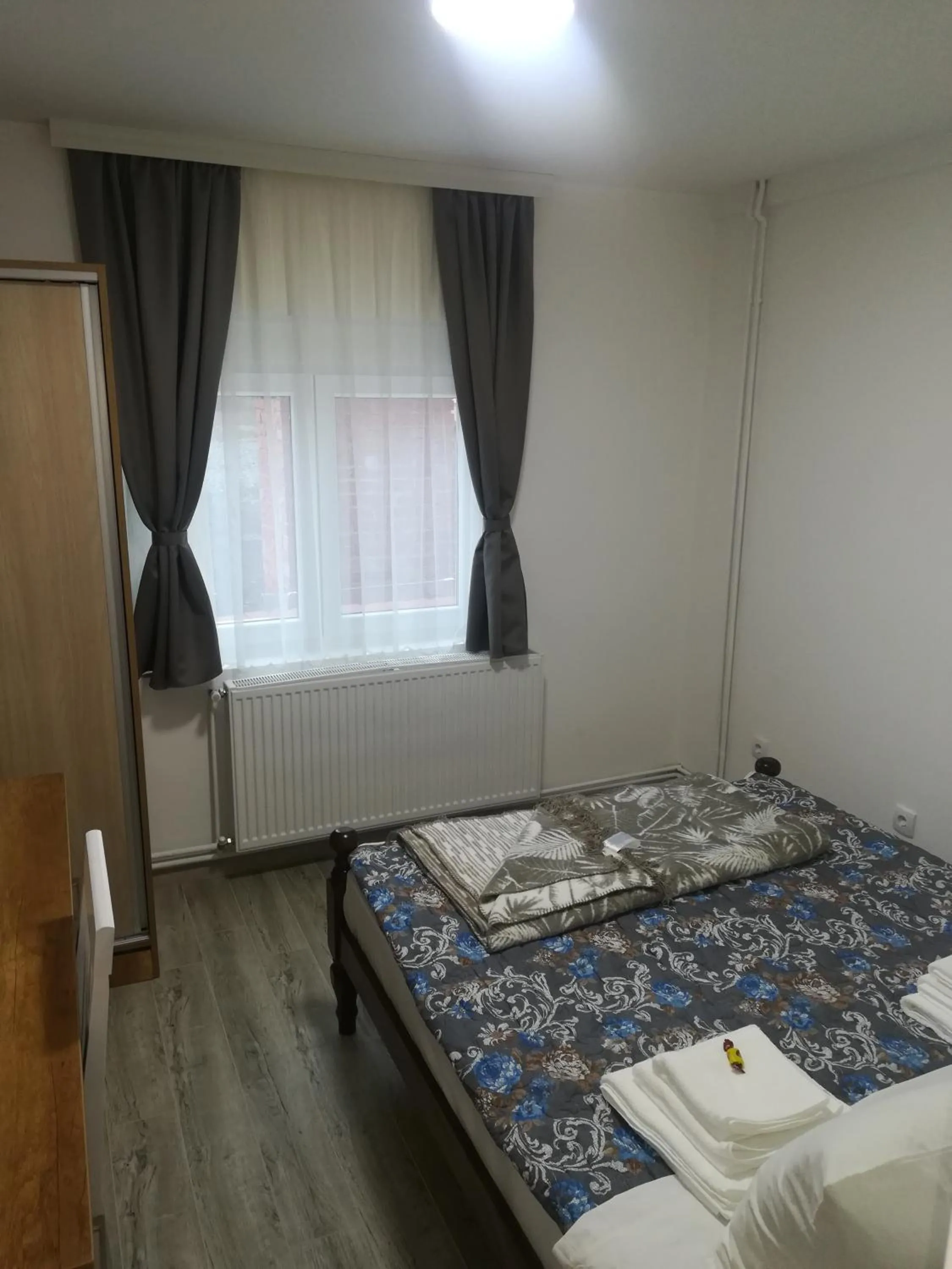 Bed in Karavan 123