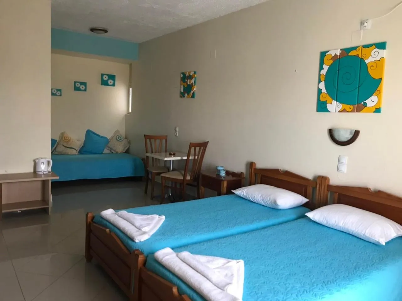 Bed in Pelagia Beach Studios